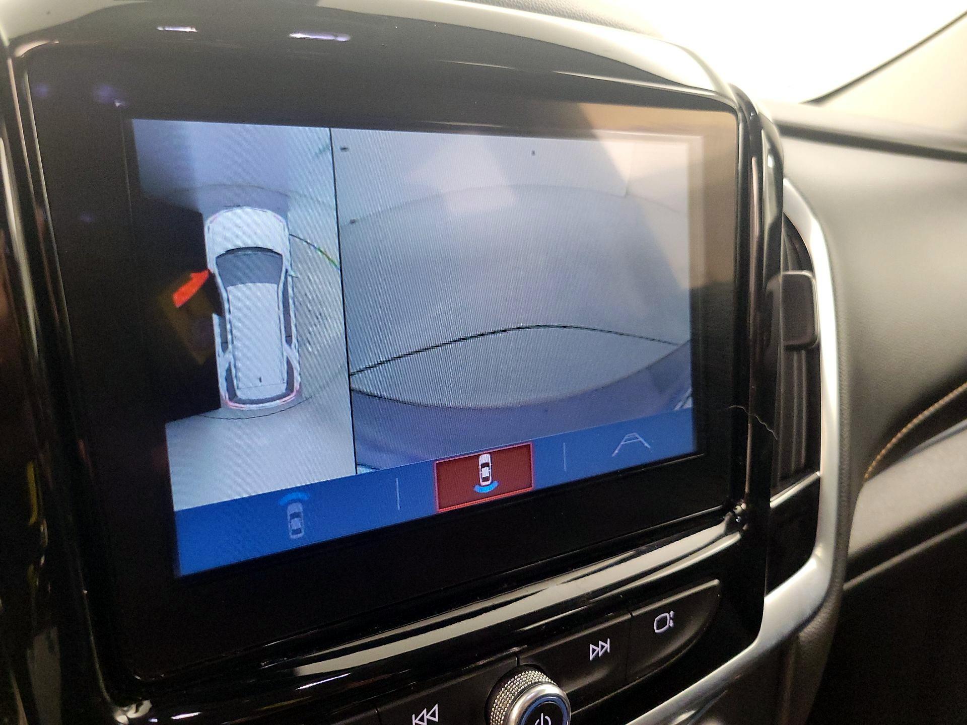 Thumbnail: 2019 Chevrolet Traverse - 15