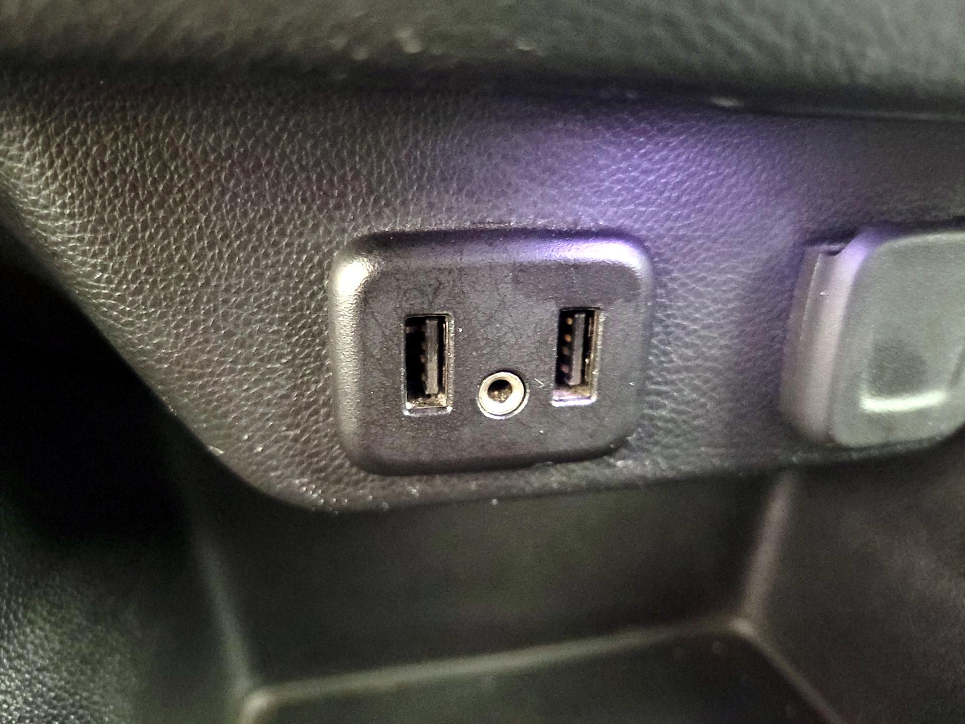 Thumbnail: 2019 Chevrolet Traverse - 19