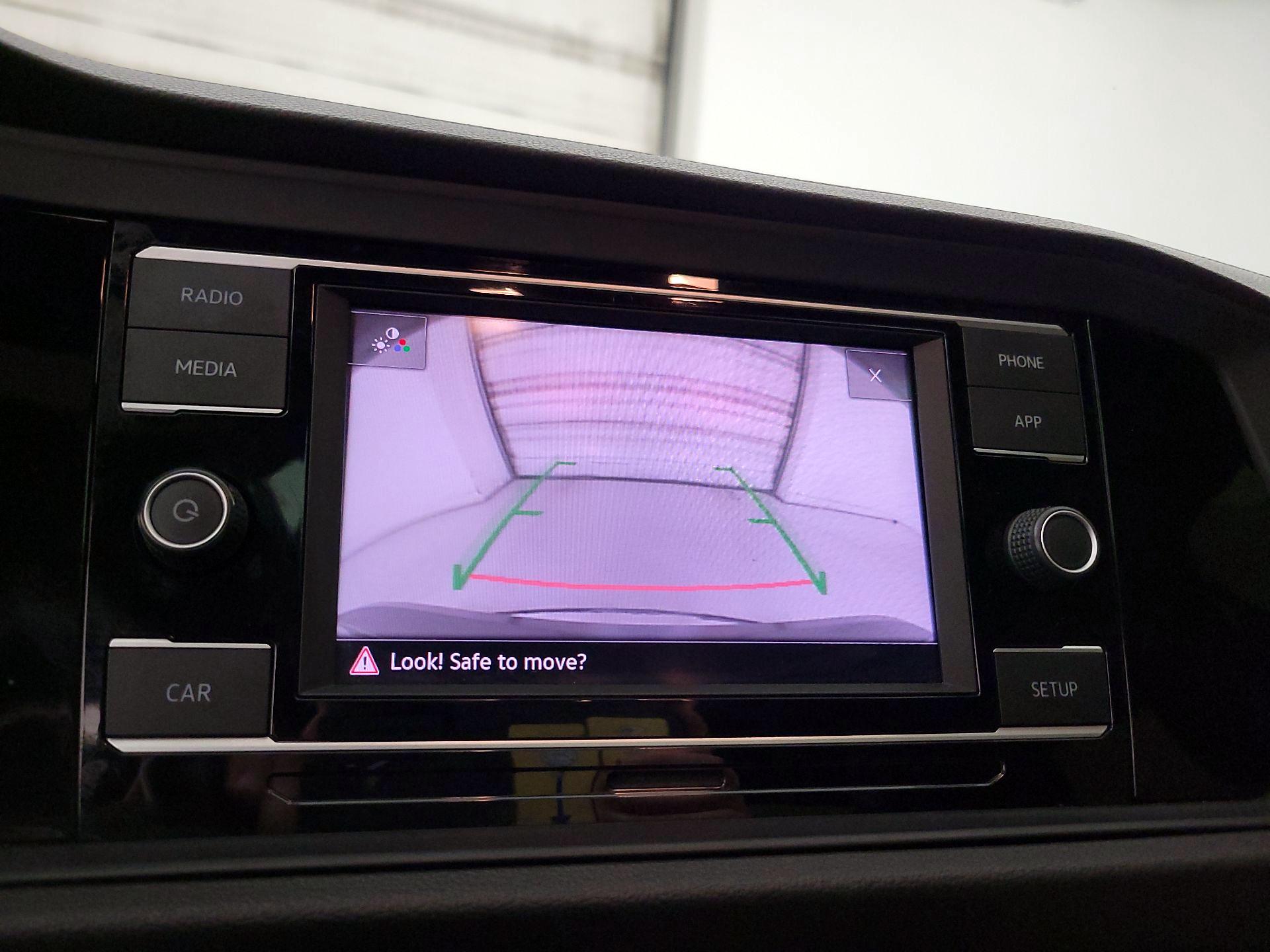 Thumbnail: 2019 Volkswagen Jetta - 14