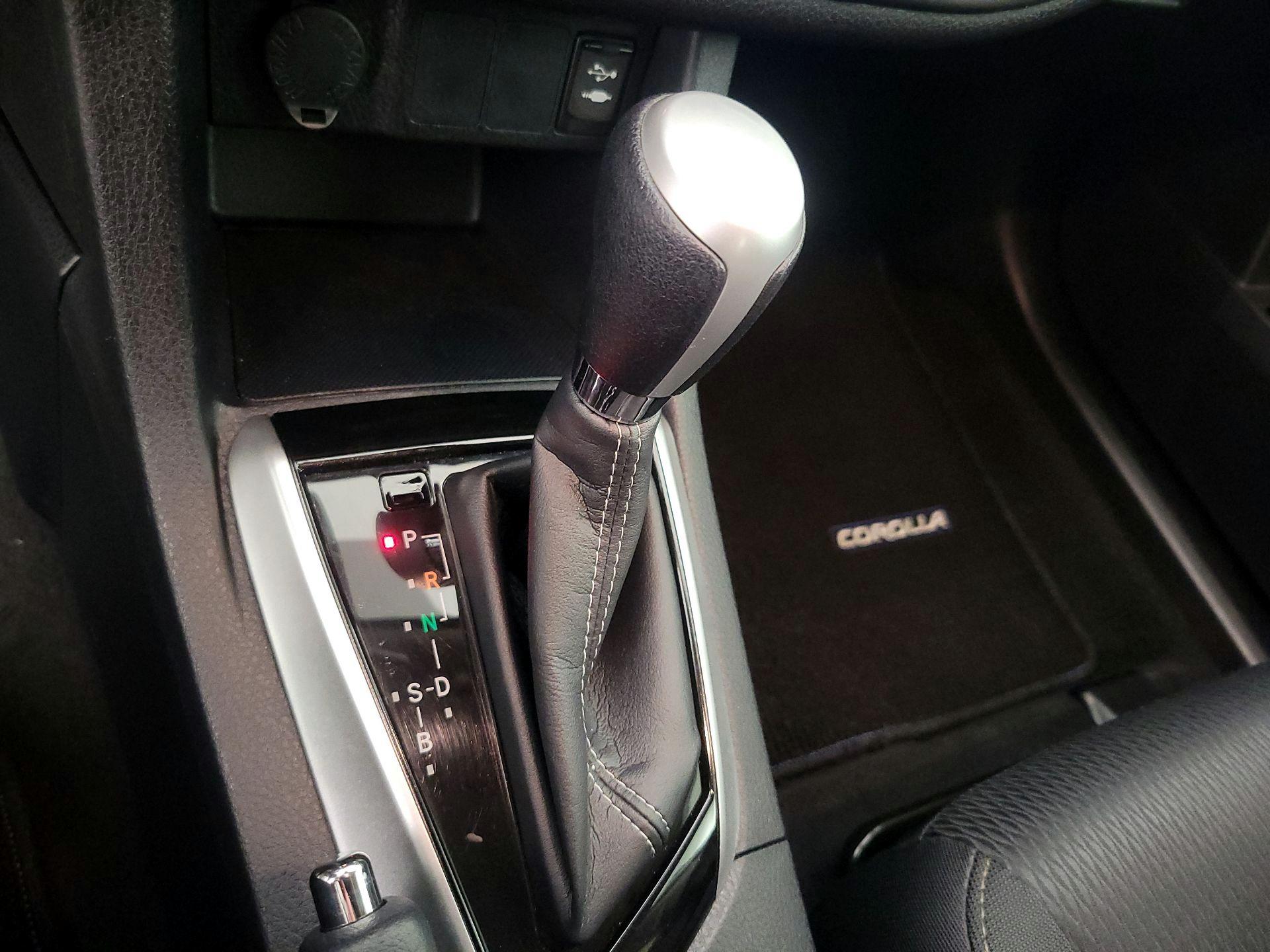 Thumbnail: 2017 Toyota Corolla - 17