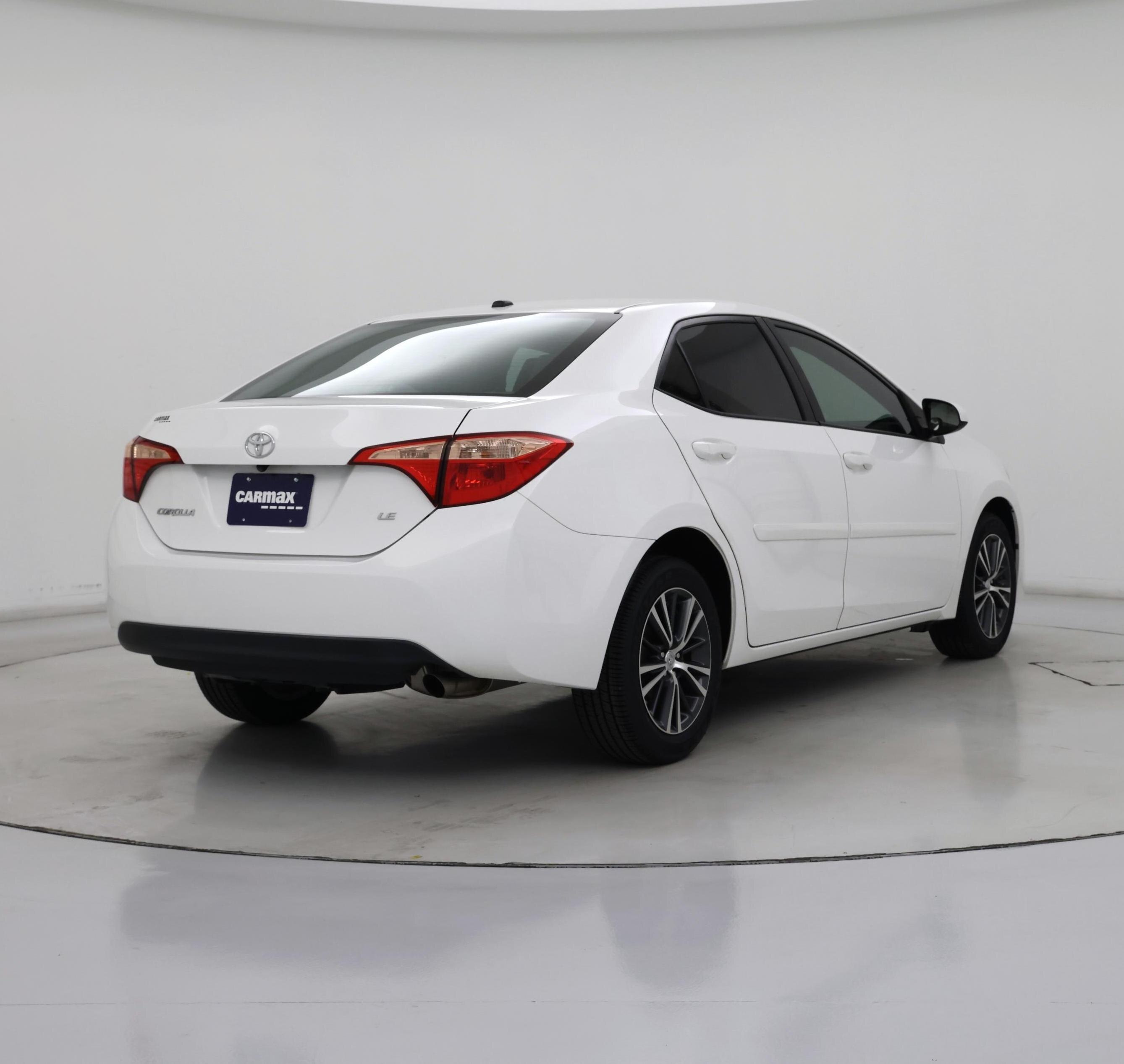 Thumbnail: 2017 Toyota Corolla - 8