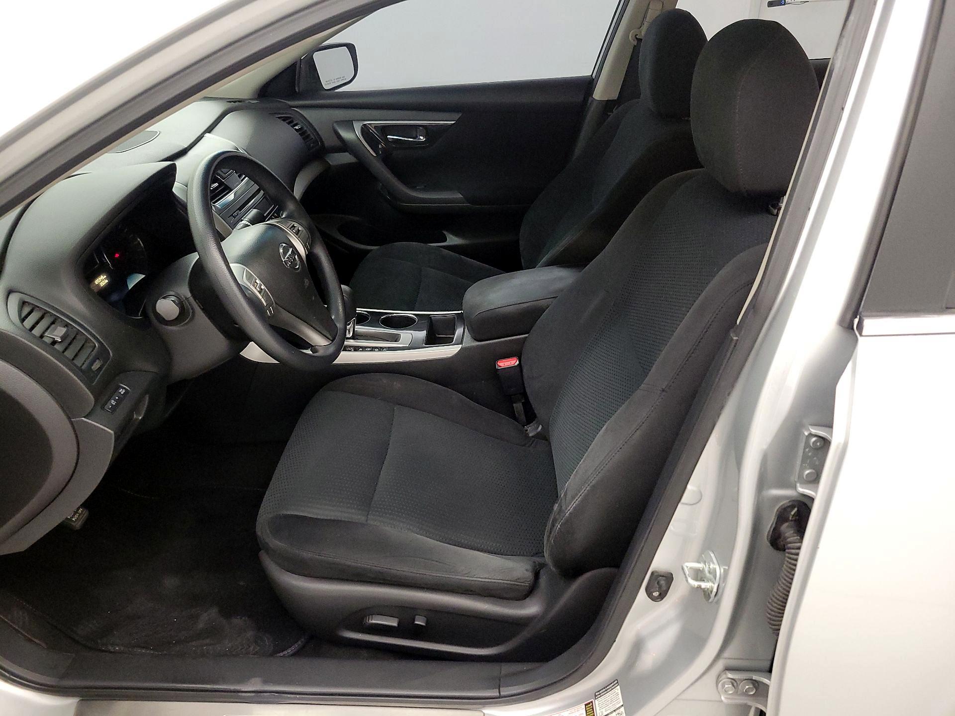 Thumbnail: 2014 Nissan Altima - 11