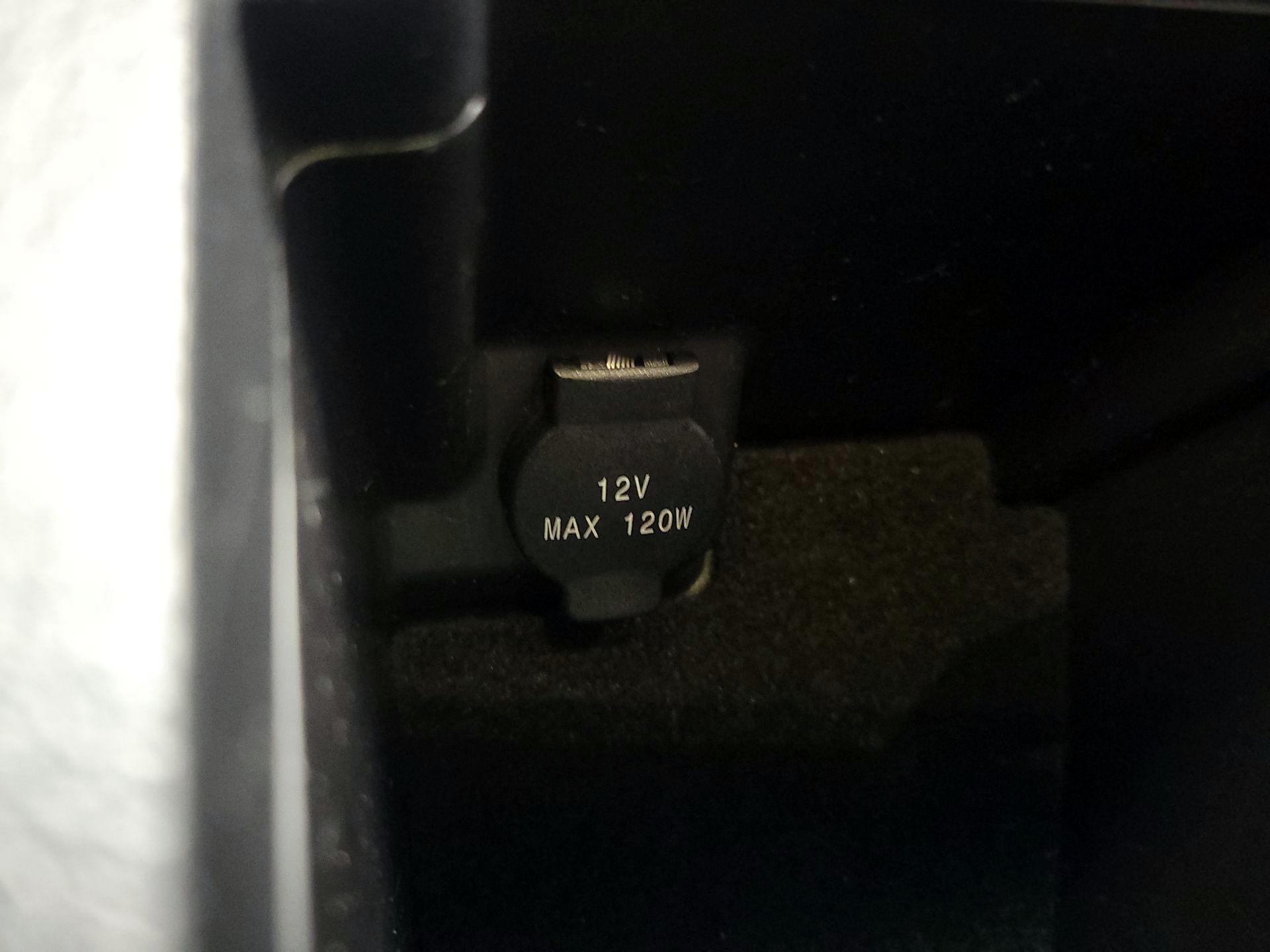 Thumbnail: 2014 Nissan Altima - 17