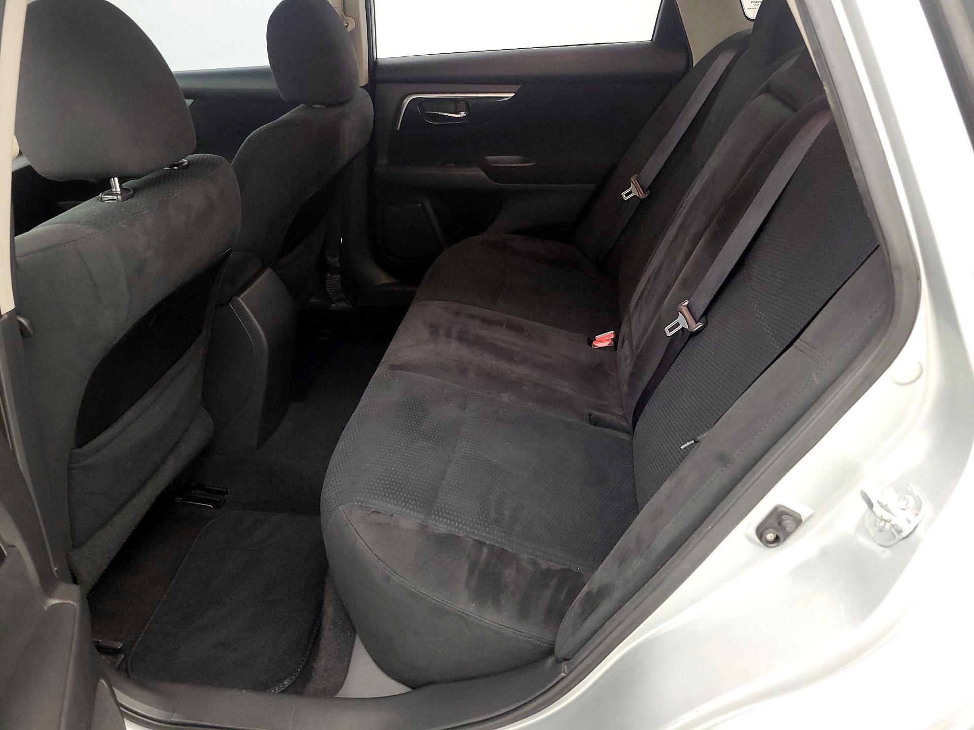 Thumbnail: 2014 Nissan Altima - 18