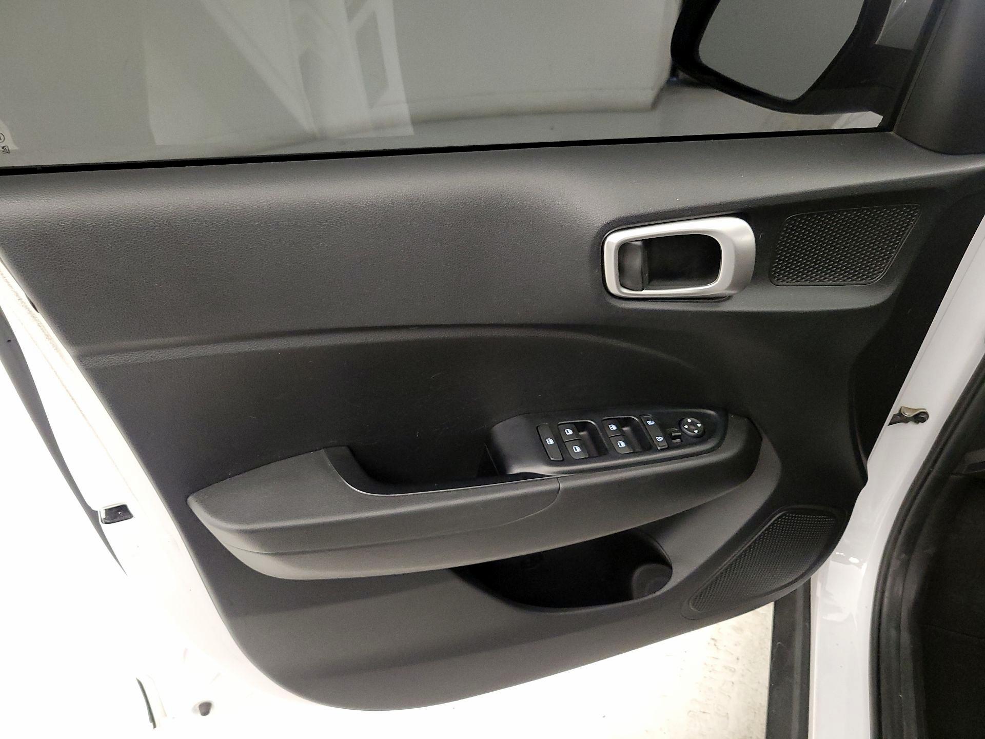 Thumbnail: 2020 Hyundai Venue - 12