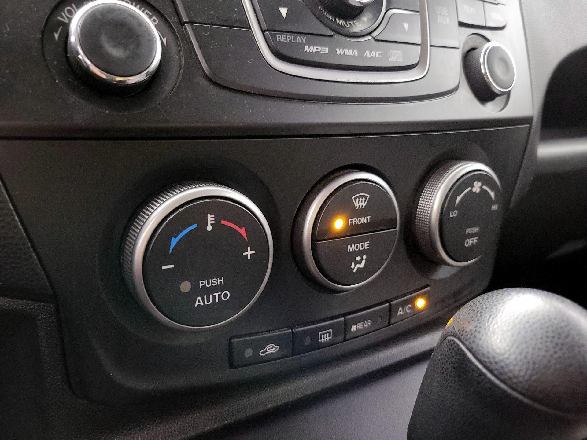 Thumbnail: 2014 Mazda Mazda5 - 15