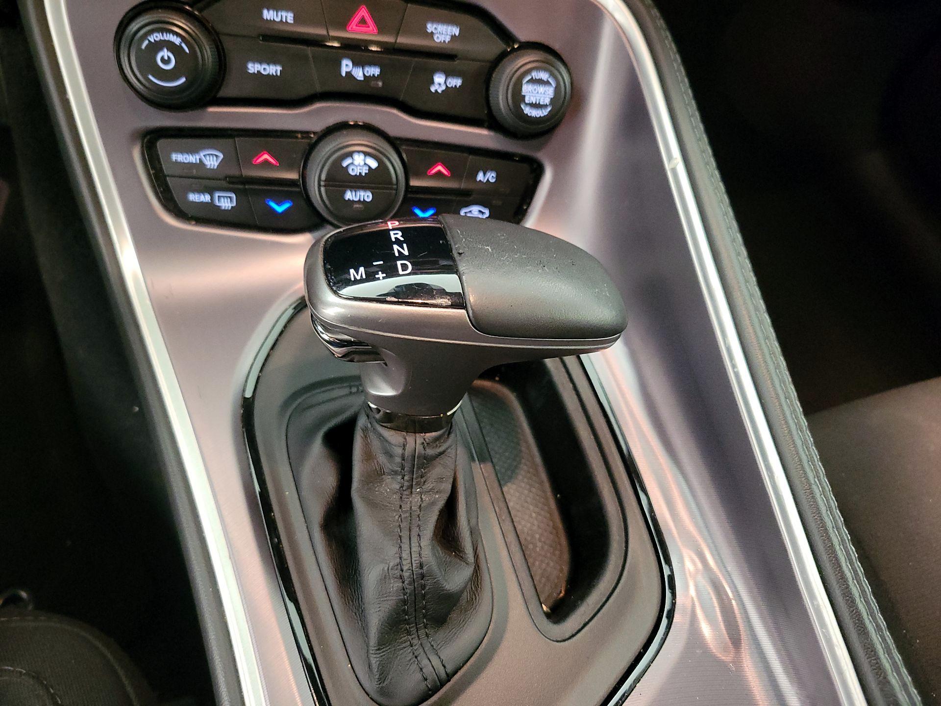 Thumbnail: 2019 Dodge Challenger - 17