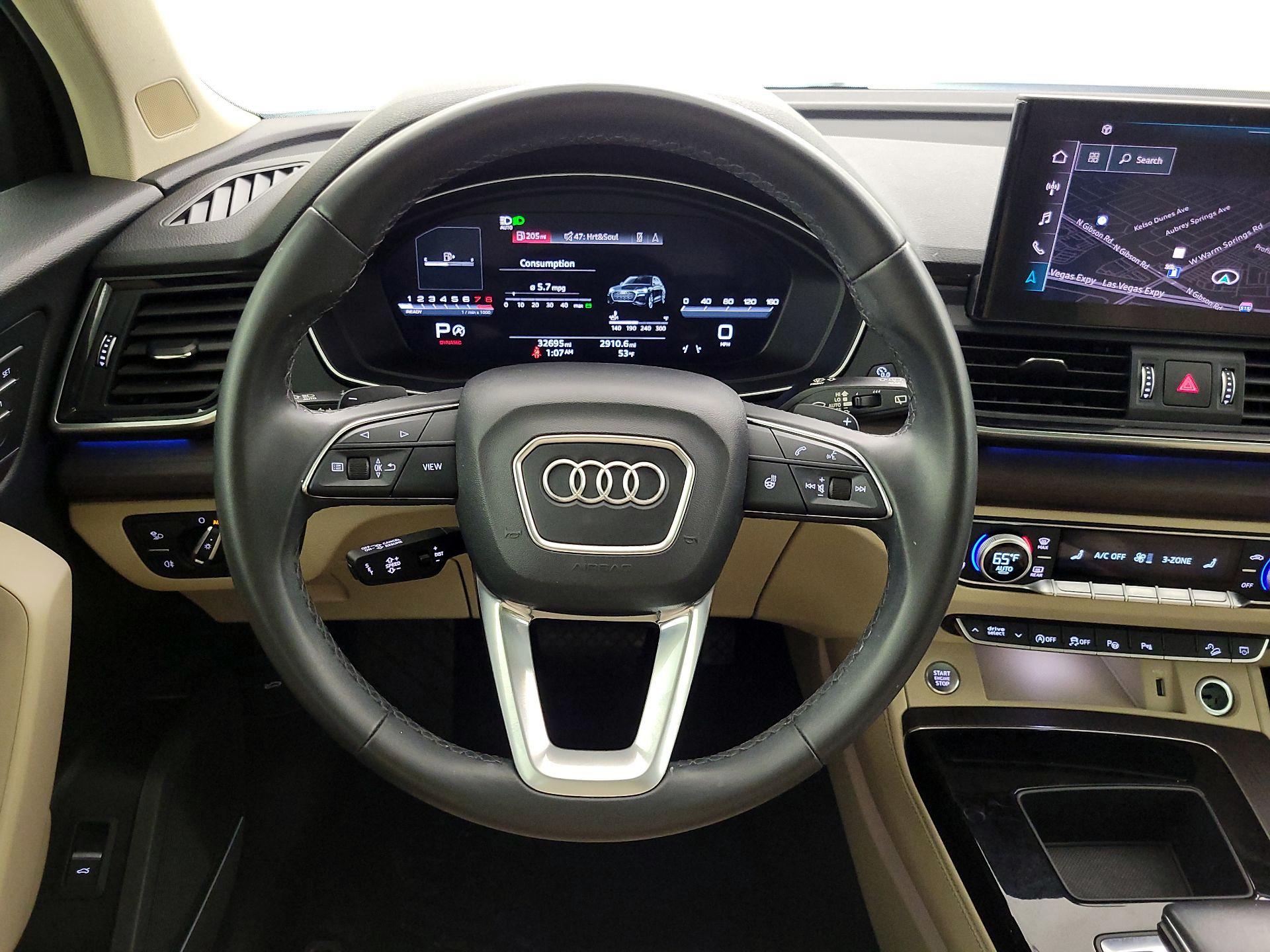 Thumbnail: 2023 Audi Q5 - 10