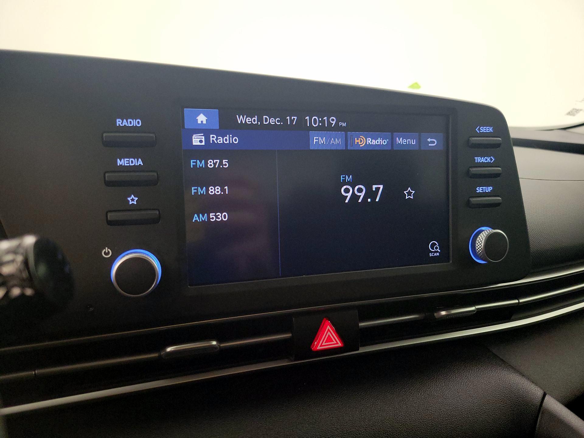 Thumbnail: 2023 Hyundai Elantra - 15