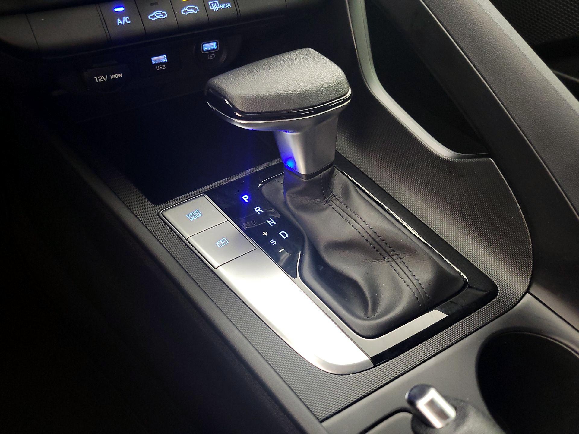 Thumbnail: 2023 Hyundai Elantra - 17