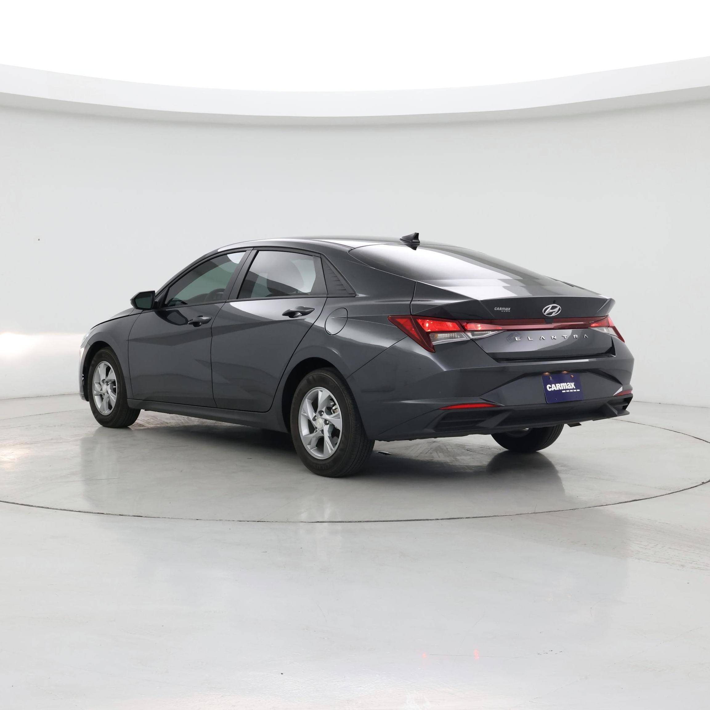 Thumbnail: 2023 Hyundai Elantra - 2