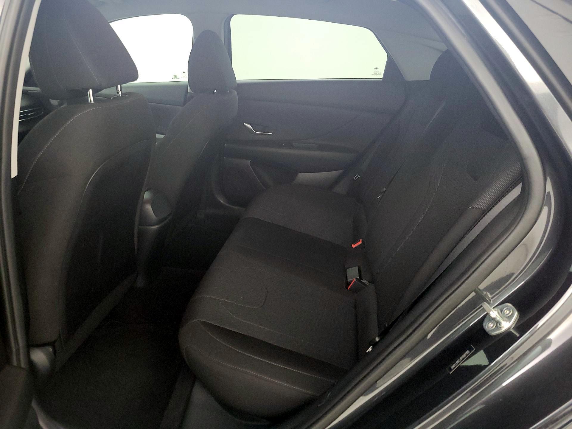 Thumbnail: 2023 Hyundai Elantra - 19