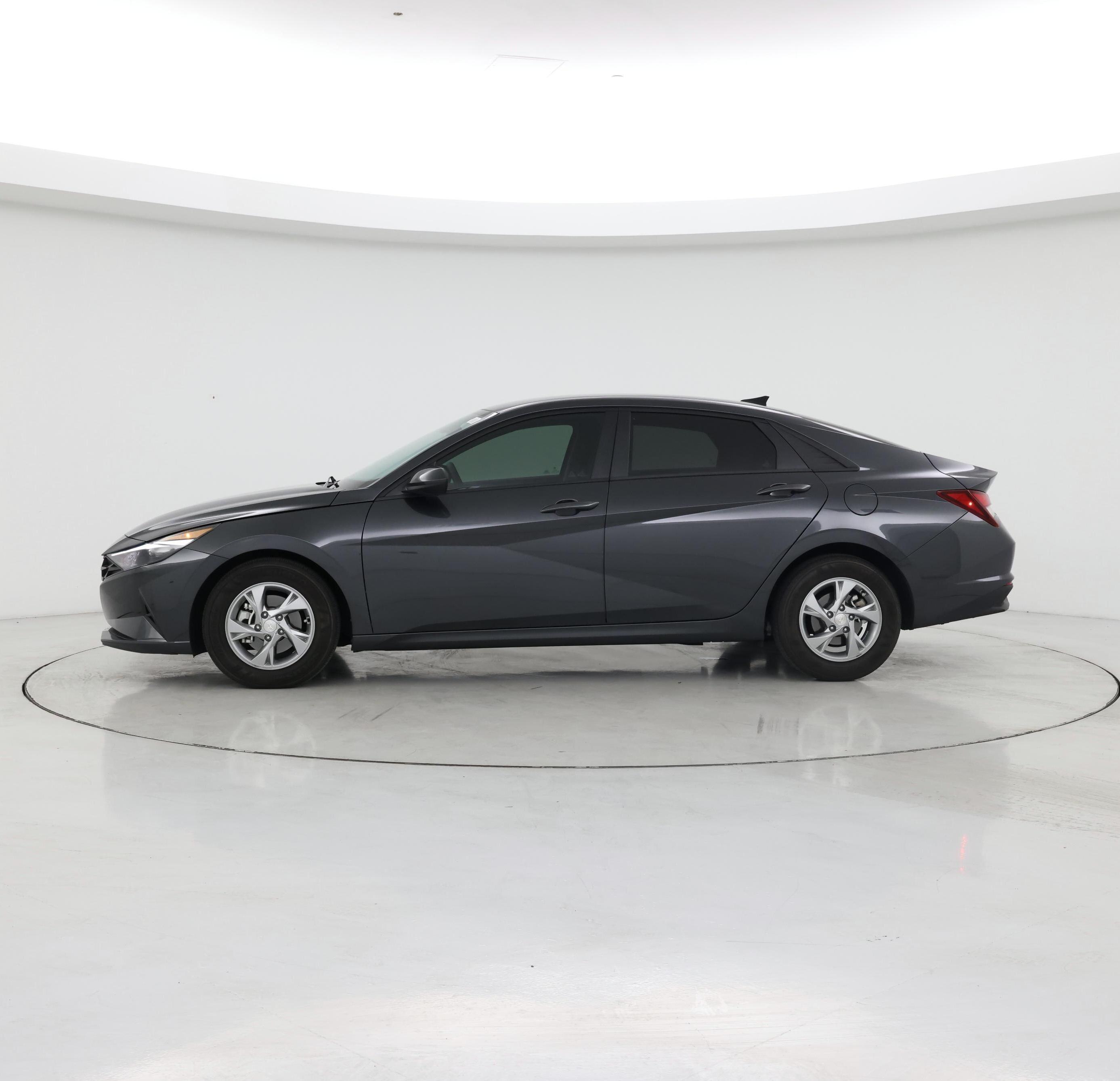 Thumbnail: 2023 Hyundai Elantra - 3