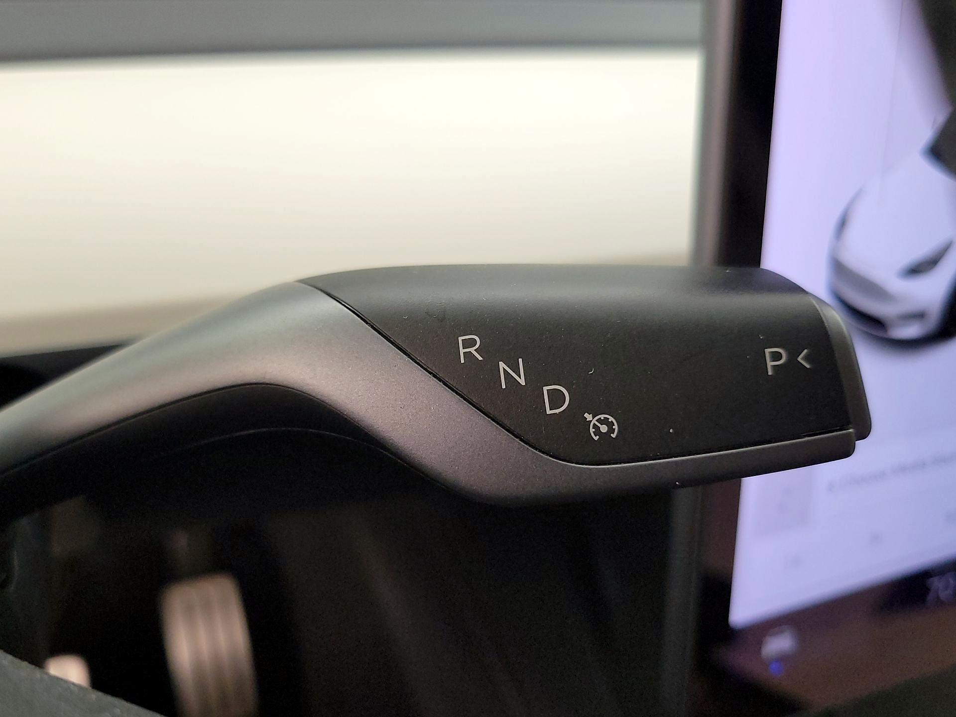 Thumbnail: 2022 Tesla Model Y - 17