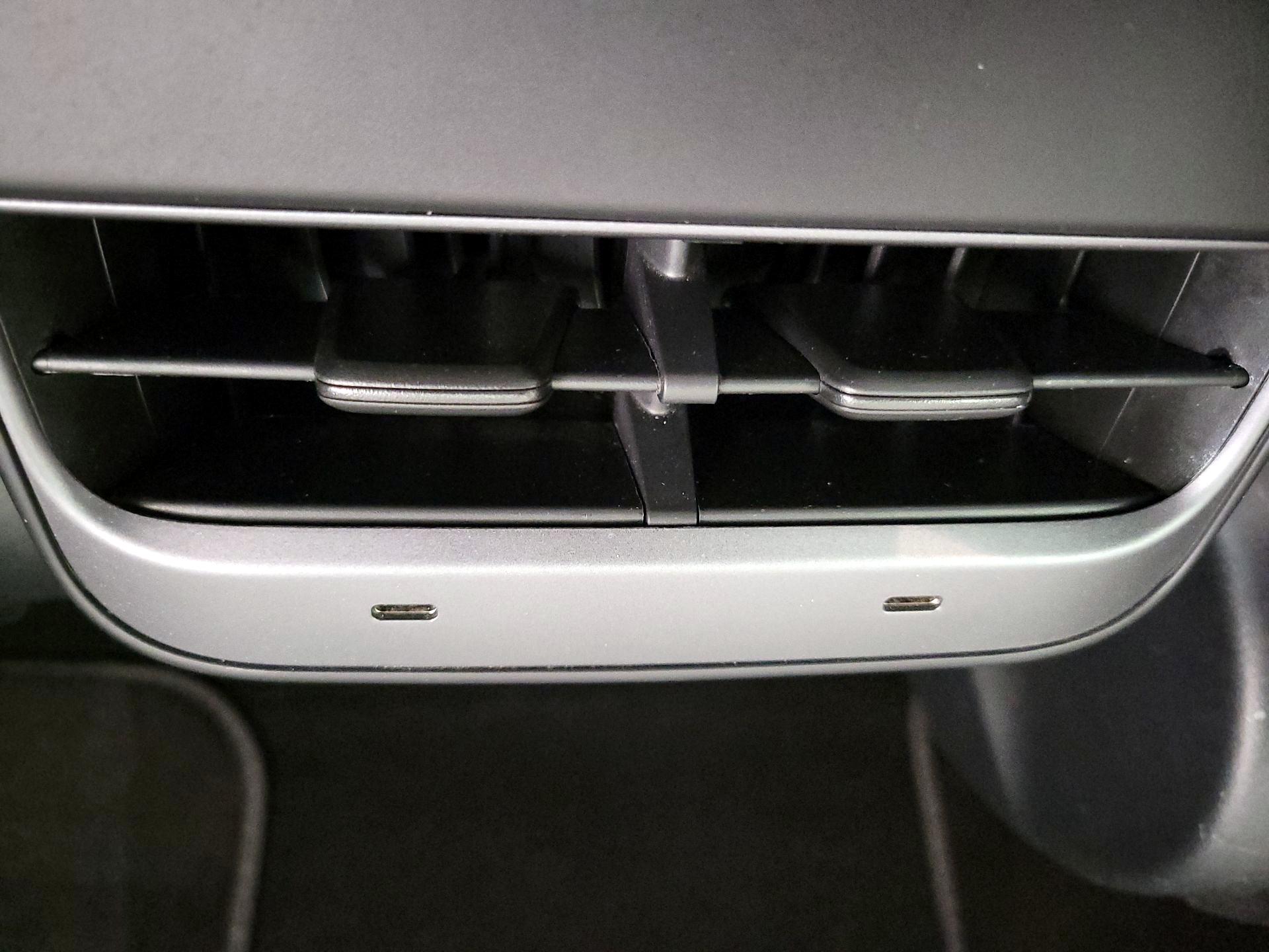 Thumbnail: 2022 Tesla Model Y - 18