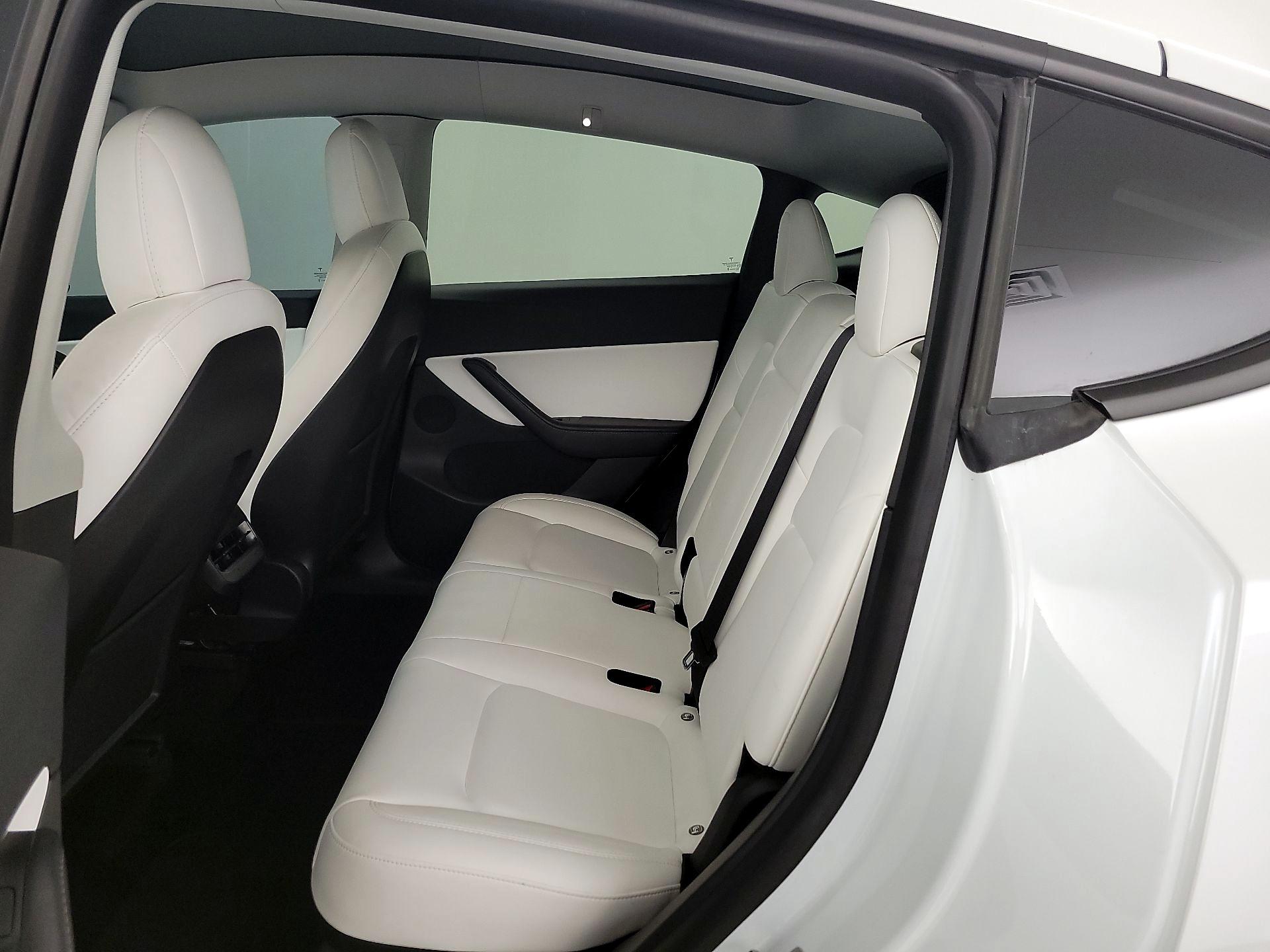 Thumbnail: 2022 Tesla Model Y - 20