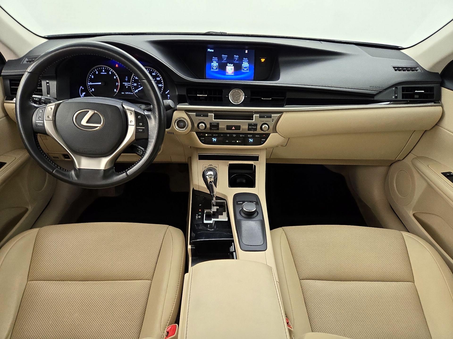 Thumbnail: 2015 Lexus ES - 9