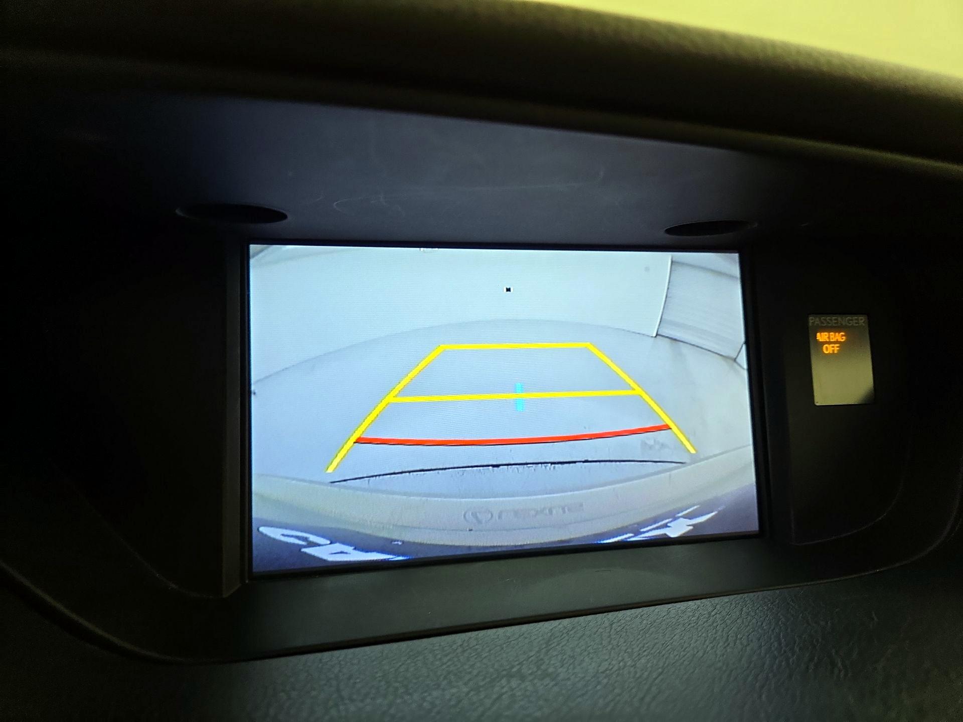 Thumbnail: 2015 Lexus ES - 14