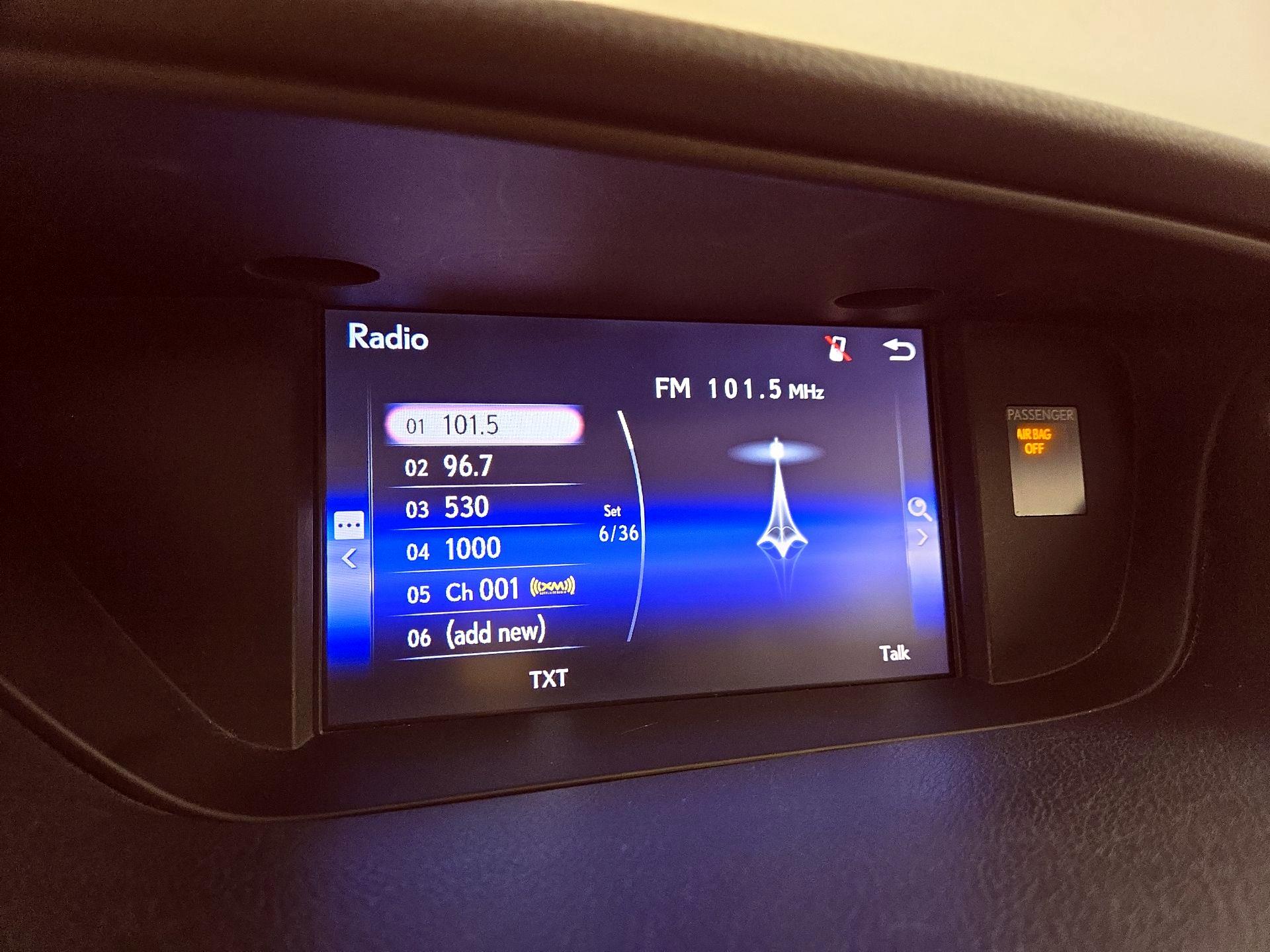 Thumbnail: 2015 Lexus ES - 15