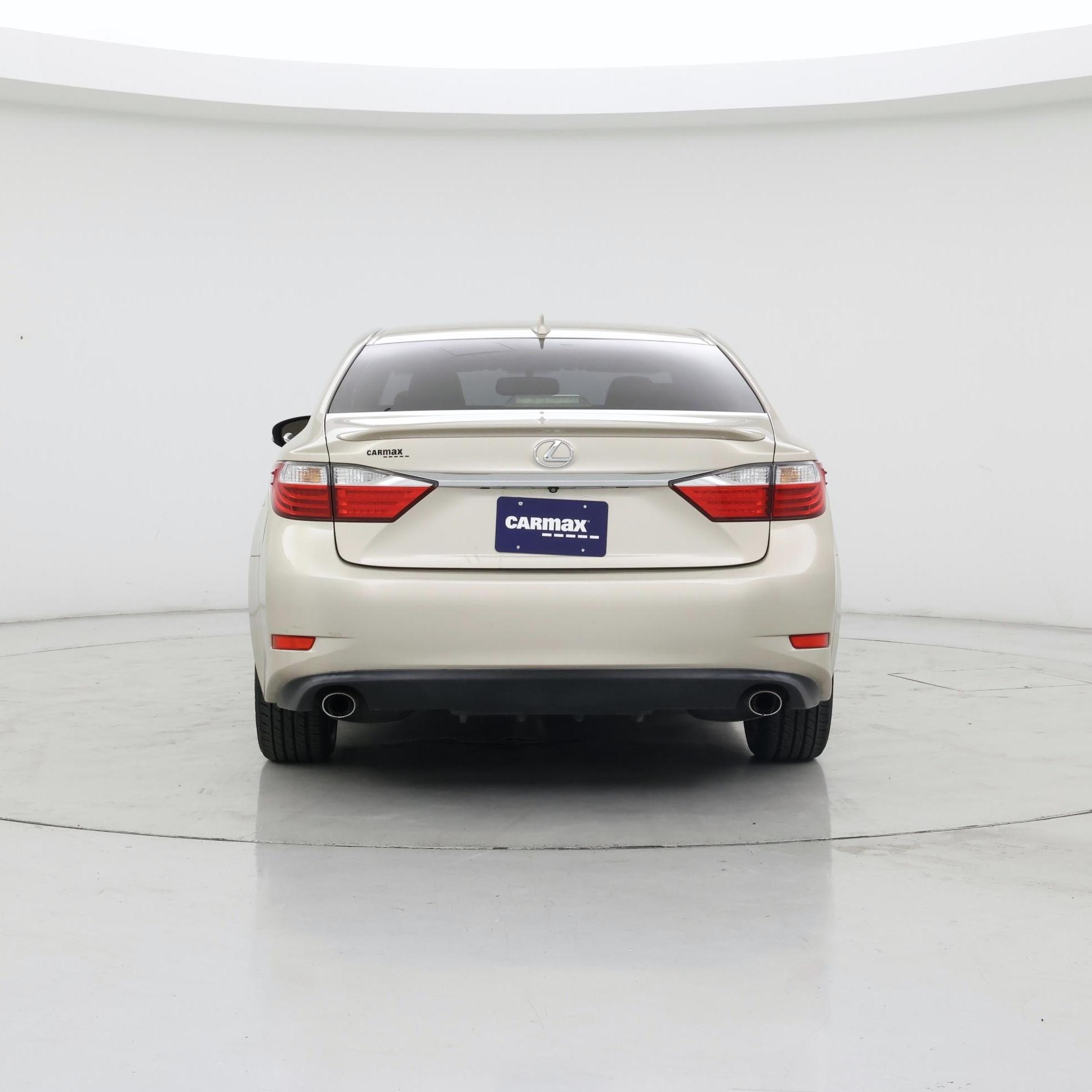 Thumbnail: 2015 Lexus ES - 6