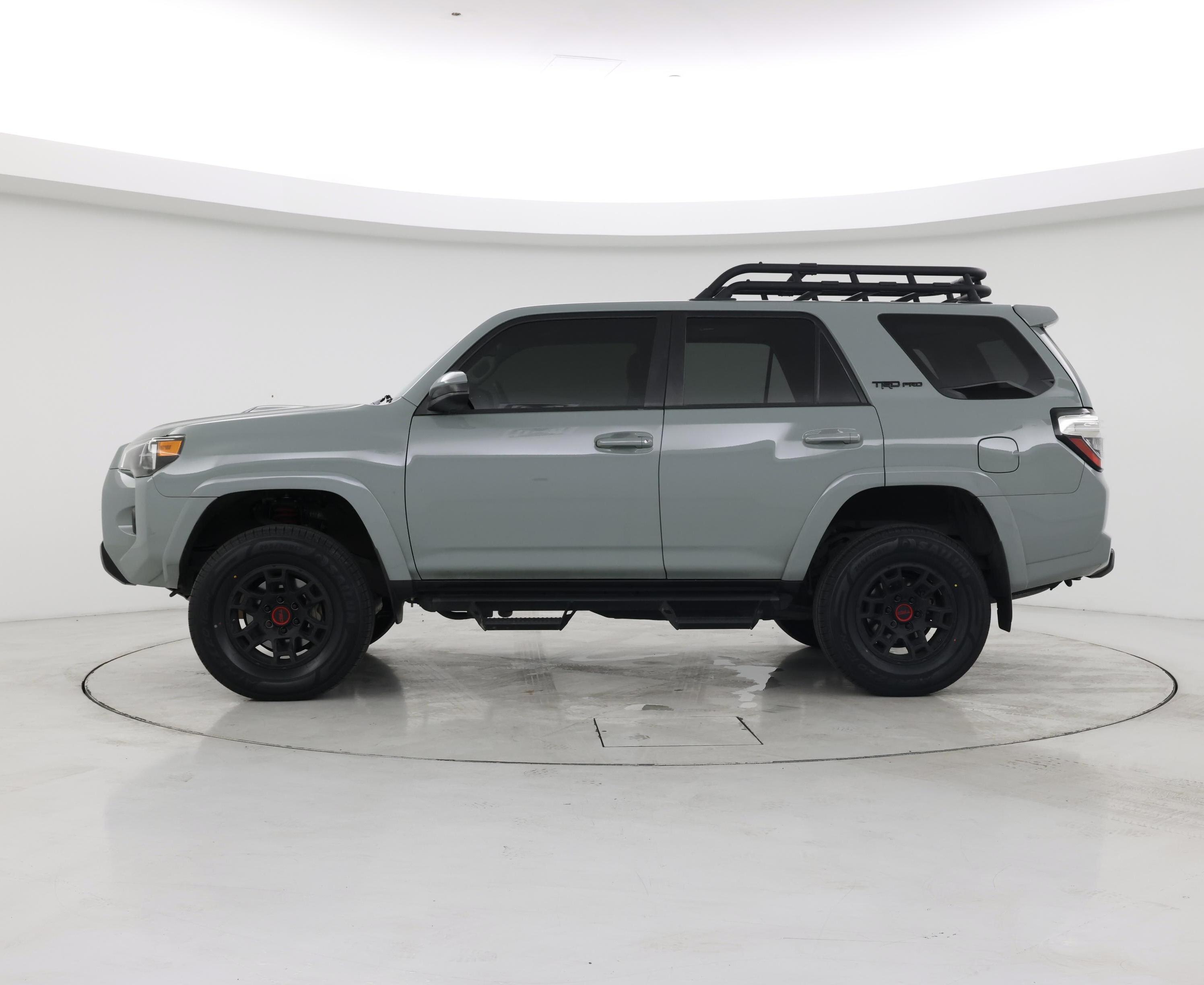 Thumbnail: 2021 Toyota 4Runner - 3