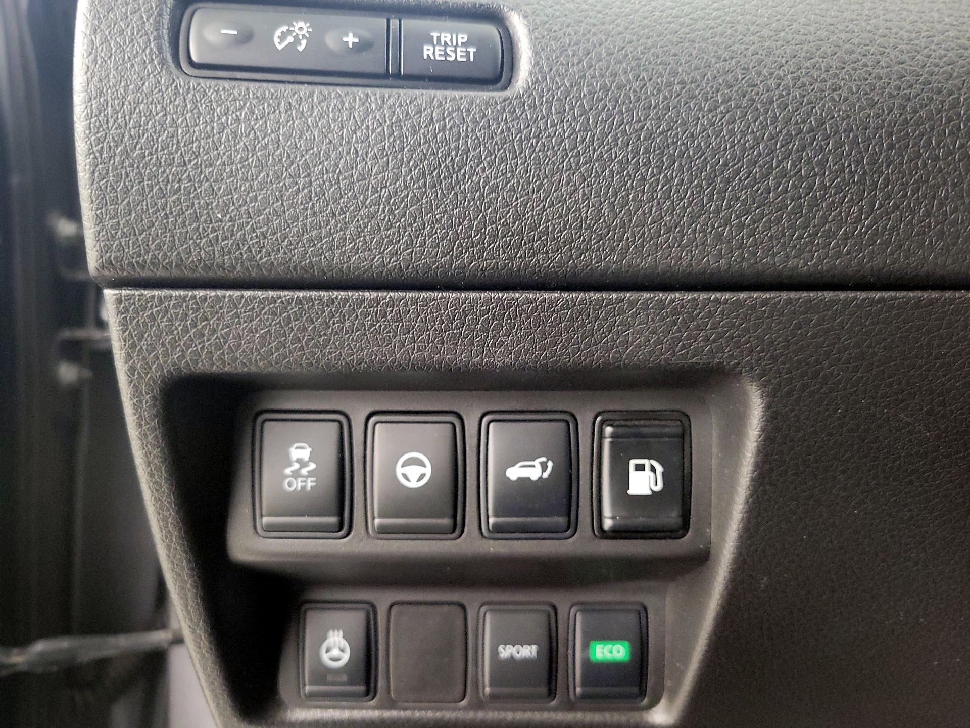 Thumbnail: 2019 Nissan Rogue - 13