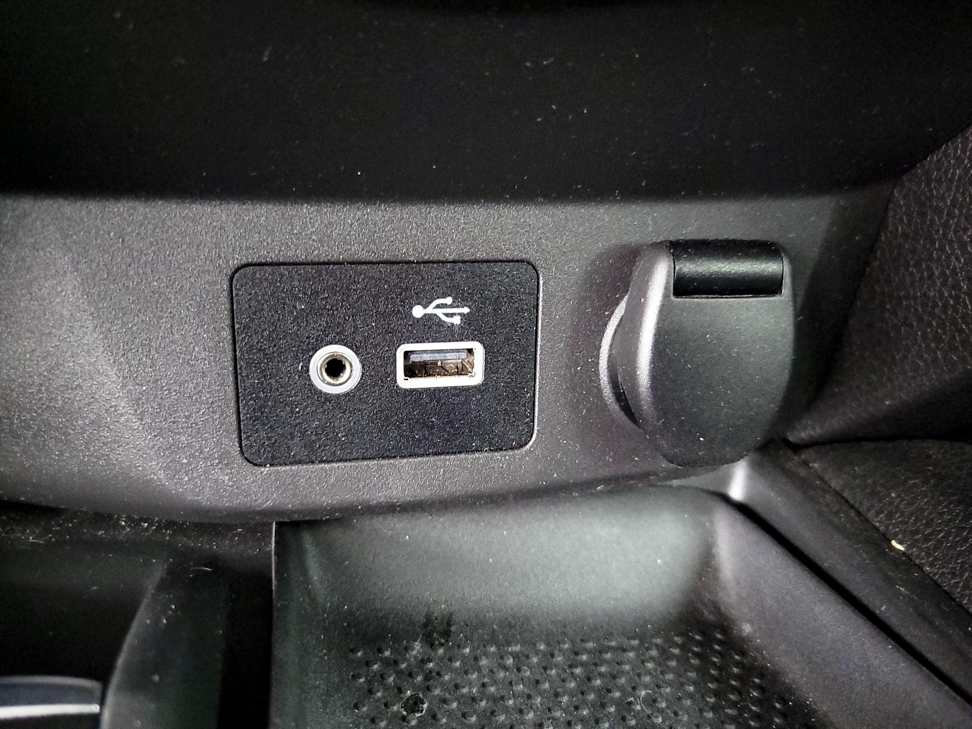 Thumbnail: 2019 Nissan Rogue - 19