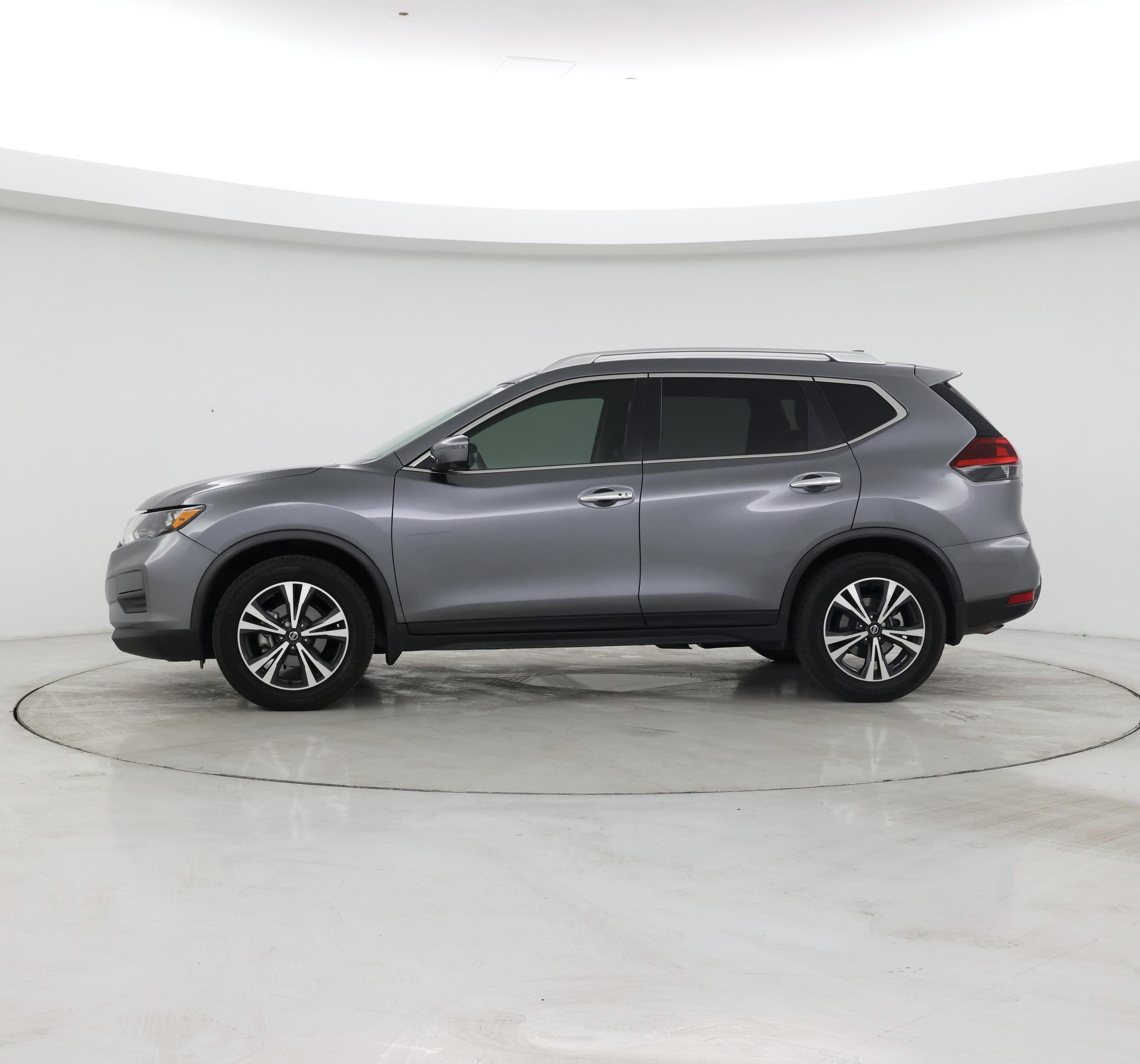 Thumbnail: 2019 Nissan Rogue - 3