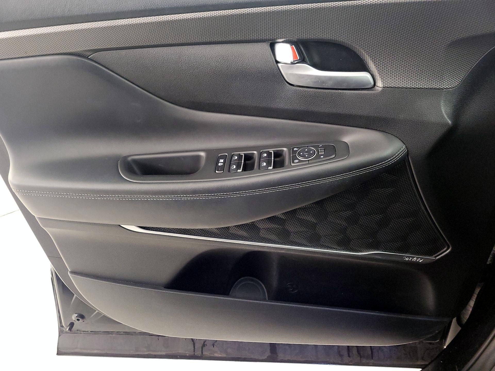 Thumbnail: 2020 Hyundai Santa Fe - 12