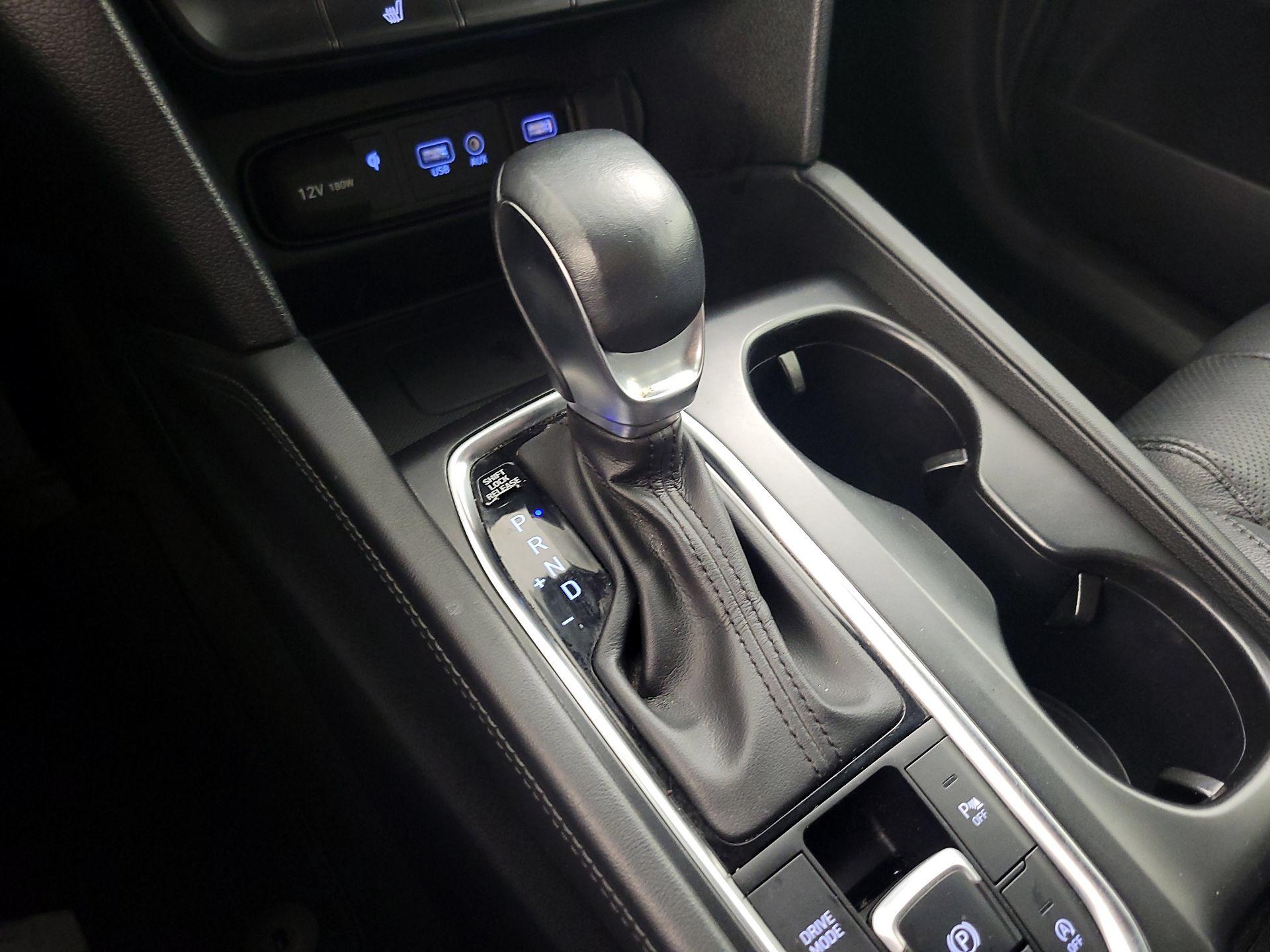 Thumbnail: 2020 Hyundai Santa Fe - 17