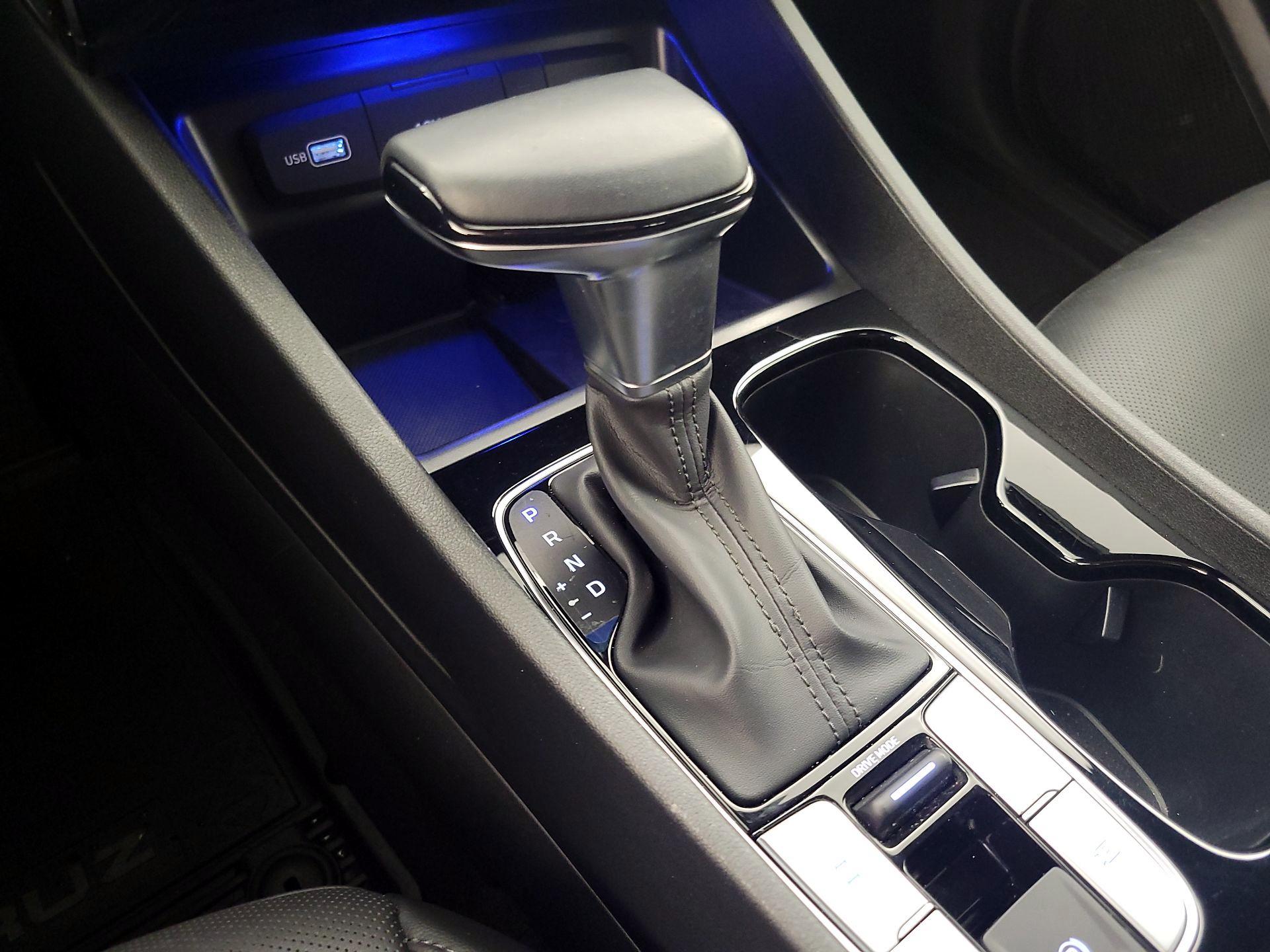 Thumbnail: 2023 Hyundai Santa Cruz - 18