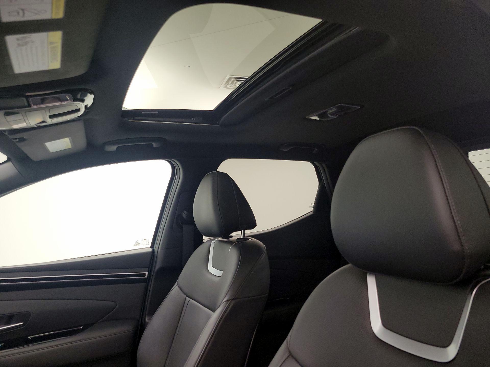 Thumbnail: 2023 Hyundai Santa Cruz - 20