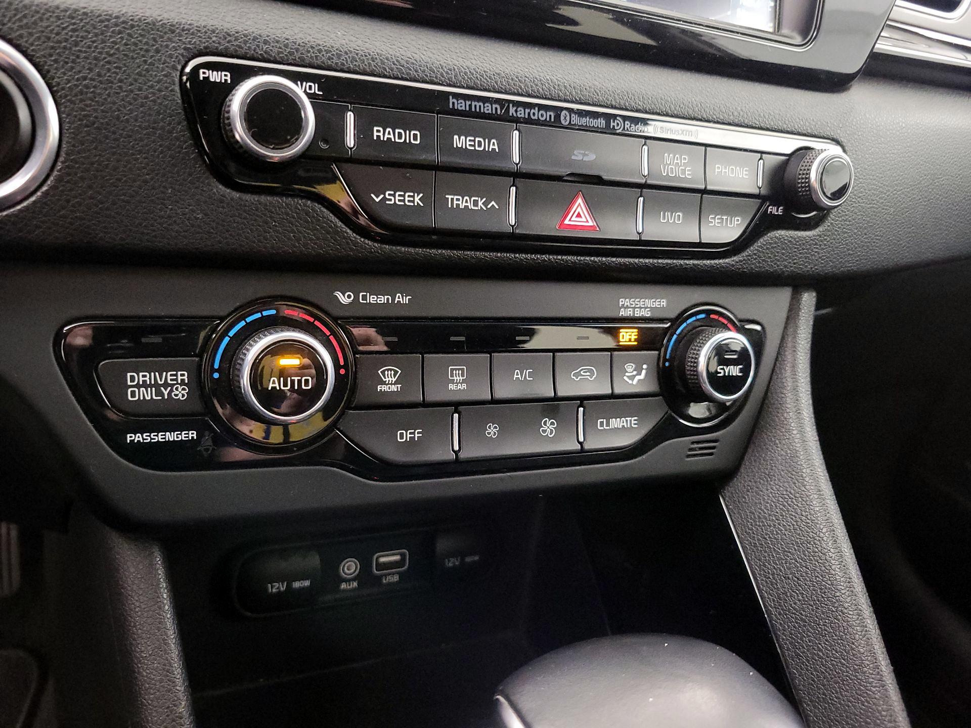 Thumbnail: 2017 Kia Niro - 17