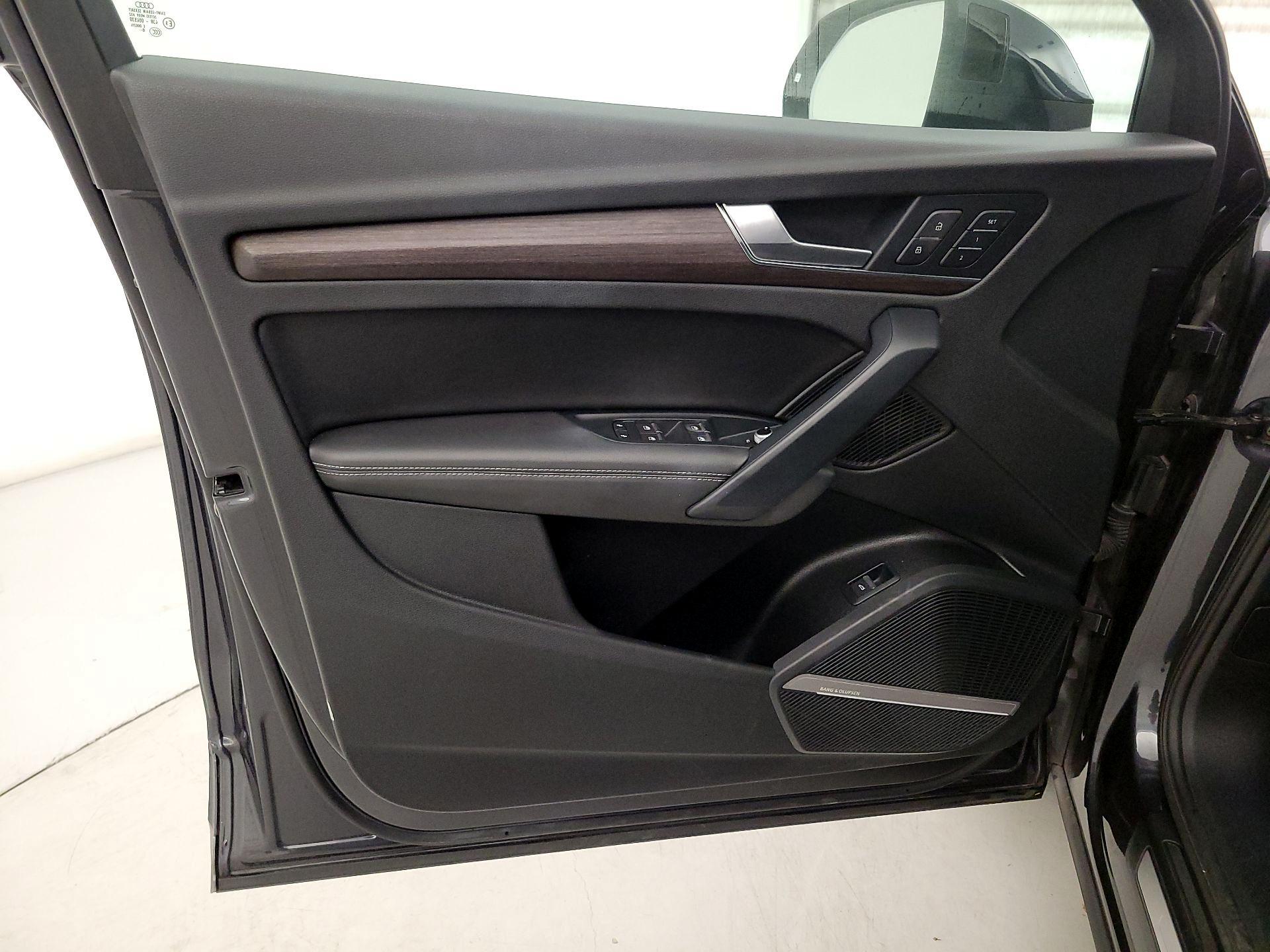 Thumbnail: 2021 Audi Q5 - 12