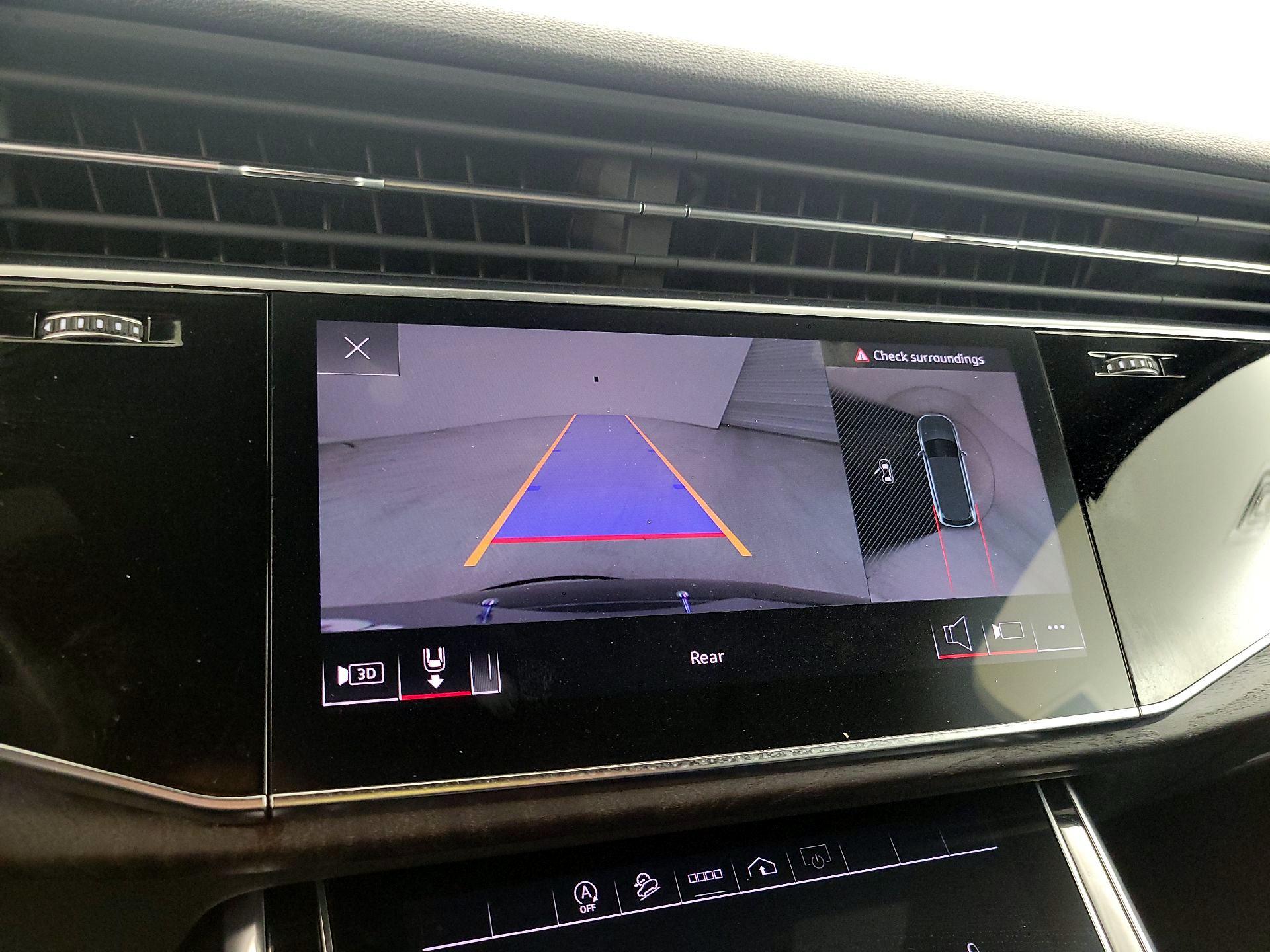 Thumbnail: 2021 Audi Q7 - 15