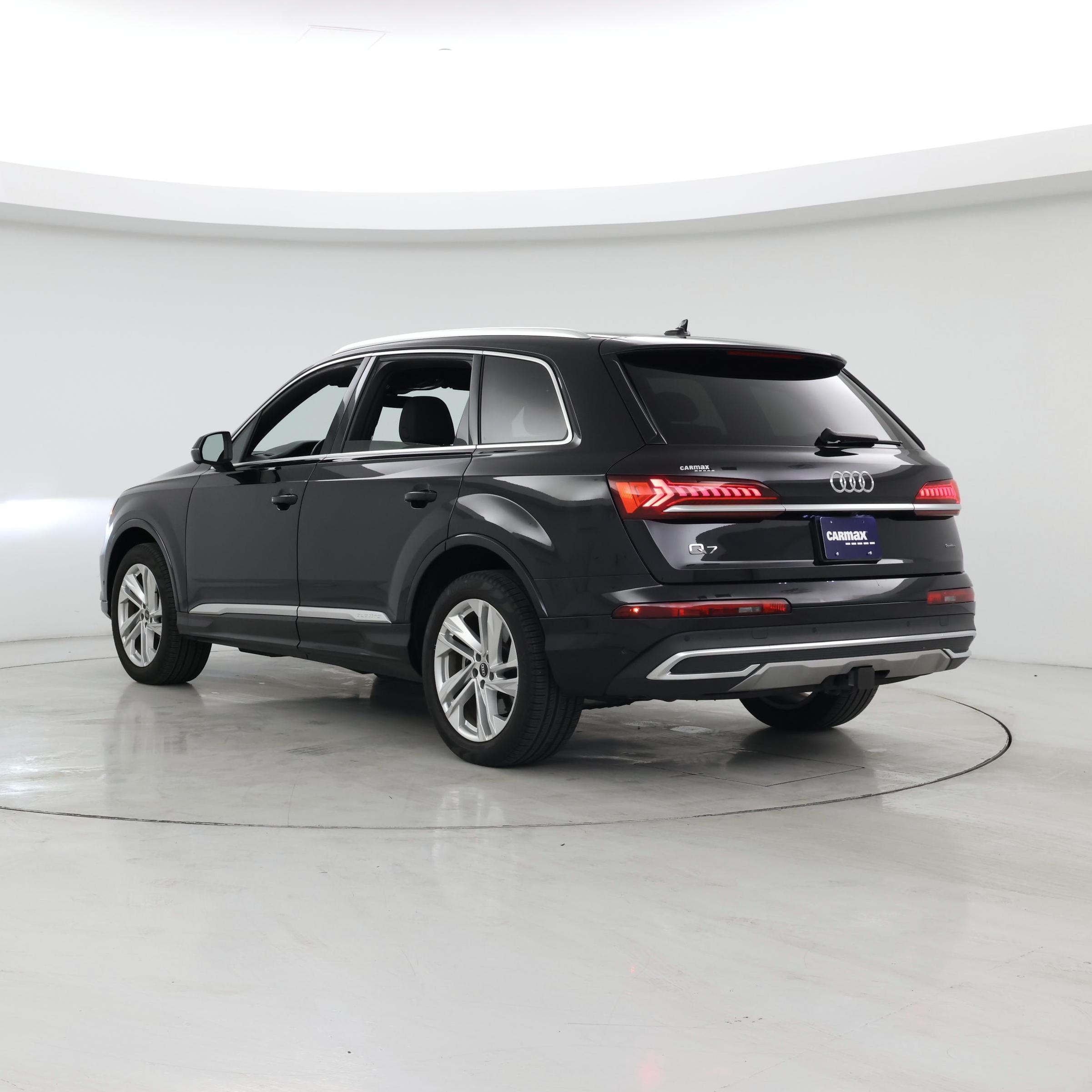 Thumbnail: 2021 Audi Q7 - 2
