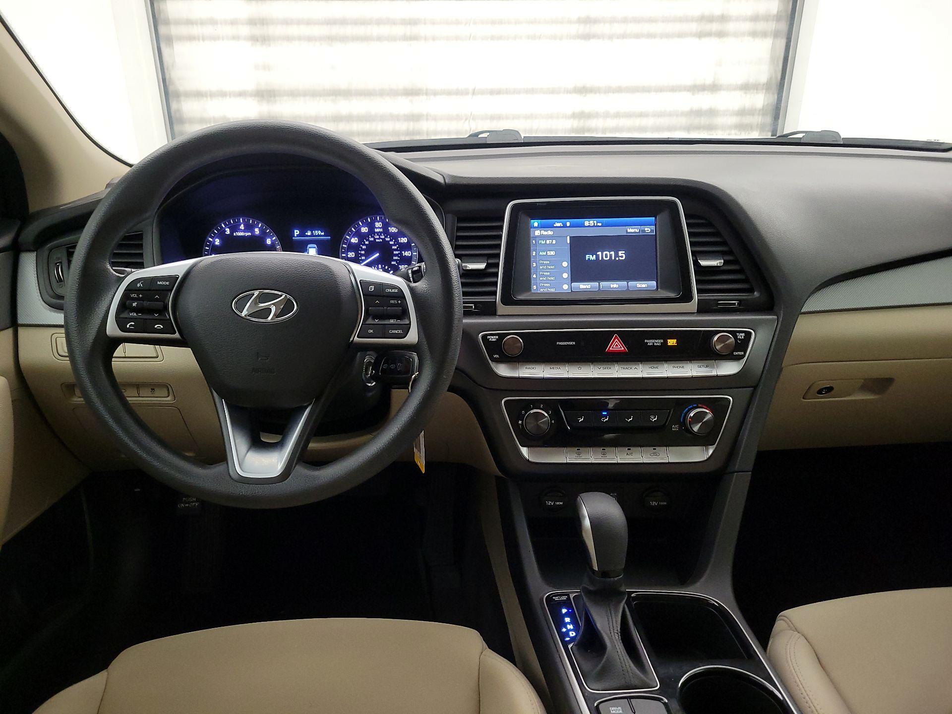 Thumbnail: 2019 Hyundai Sonata - 9