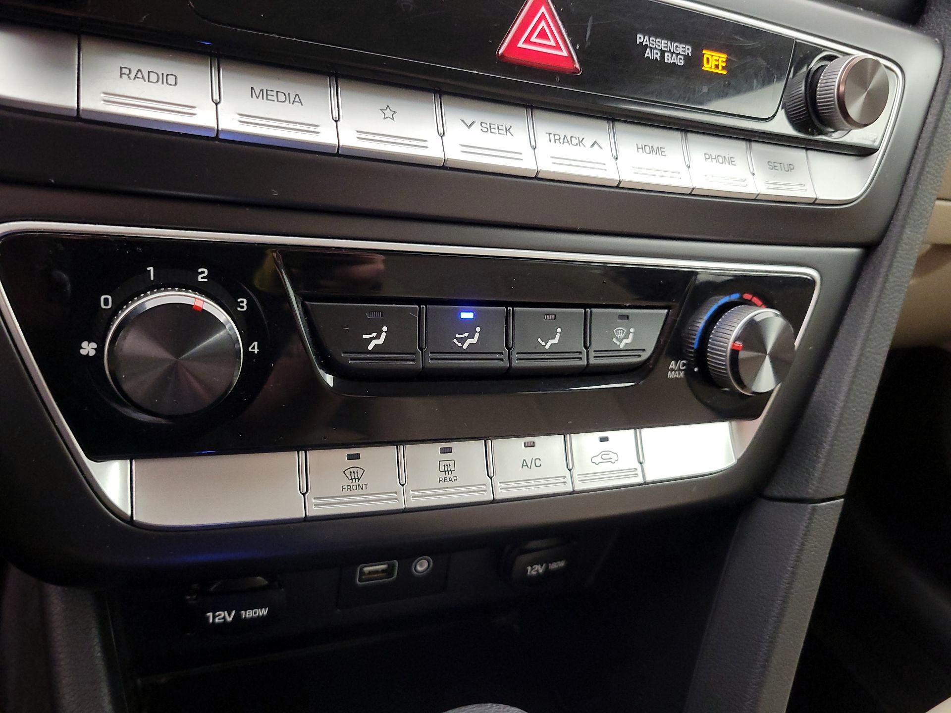 Thumbnail: 2019 Hyundai Sonata - 16