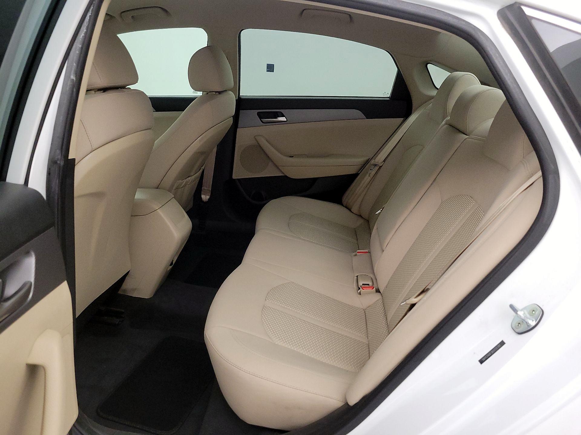 Thumbnail: 2019 Hyundai Sonata - 19