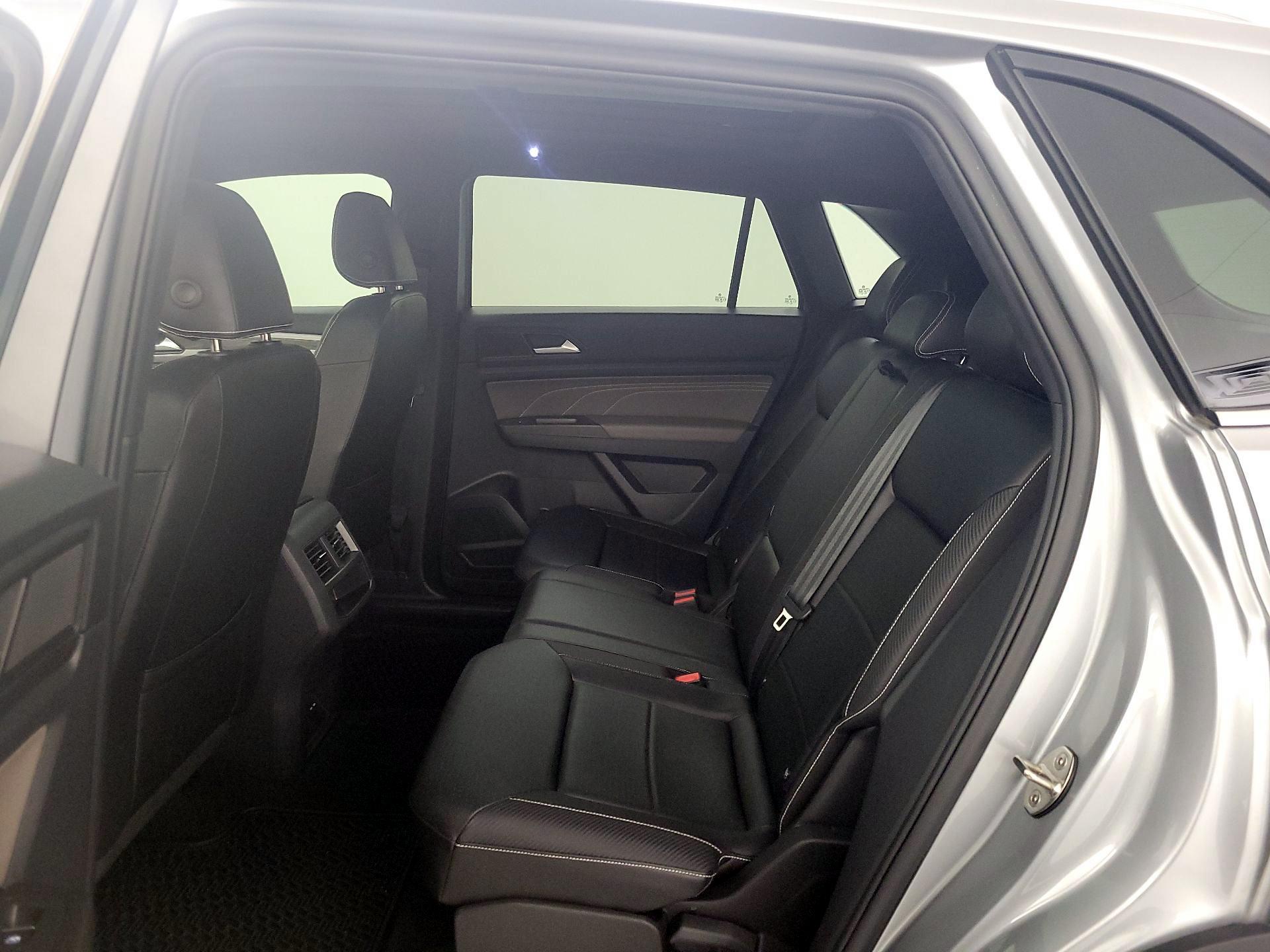 Thumbnail: 2023 Volkswagen Atlas - 20