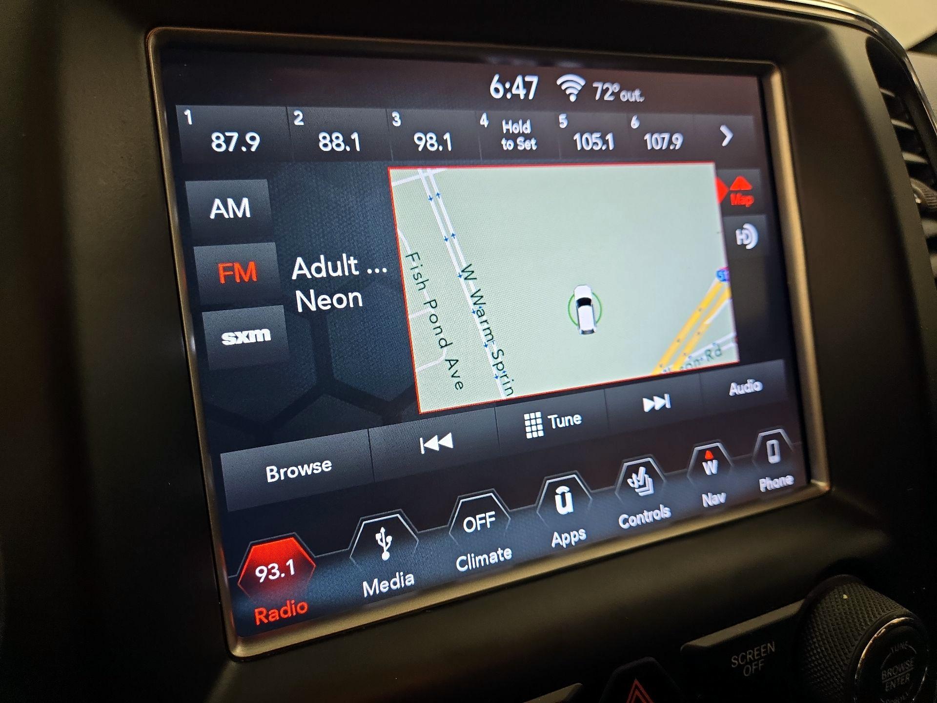 Thumbnail: 2018 Jeep Grand Cherokee - 14