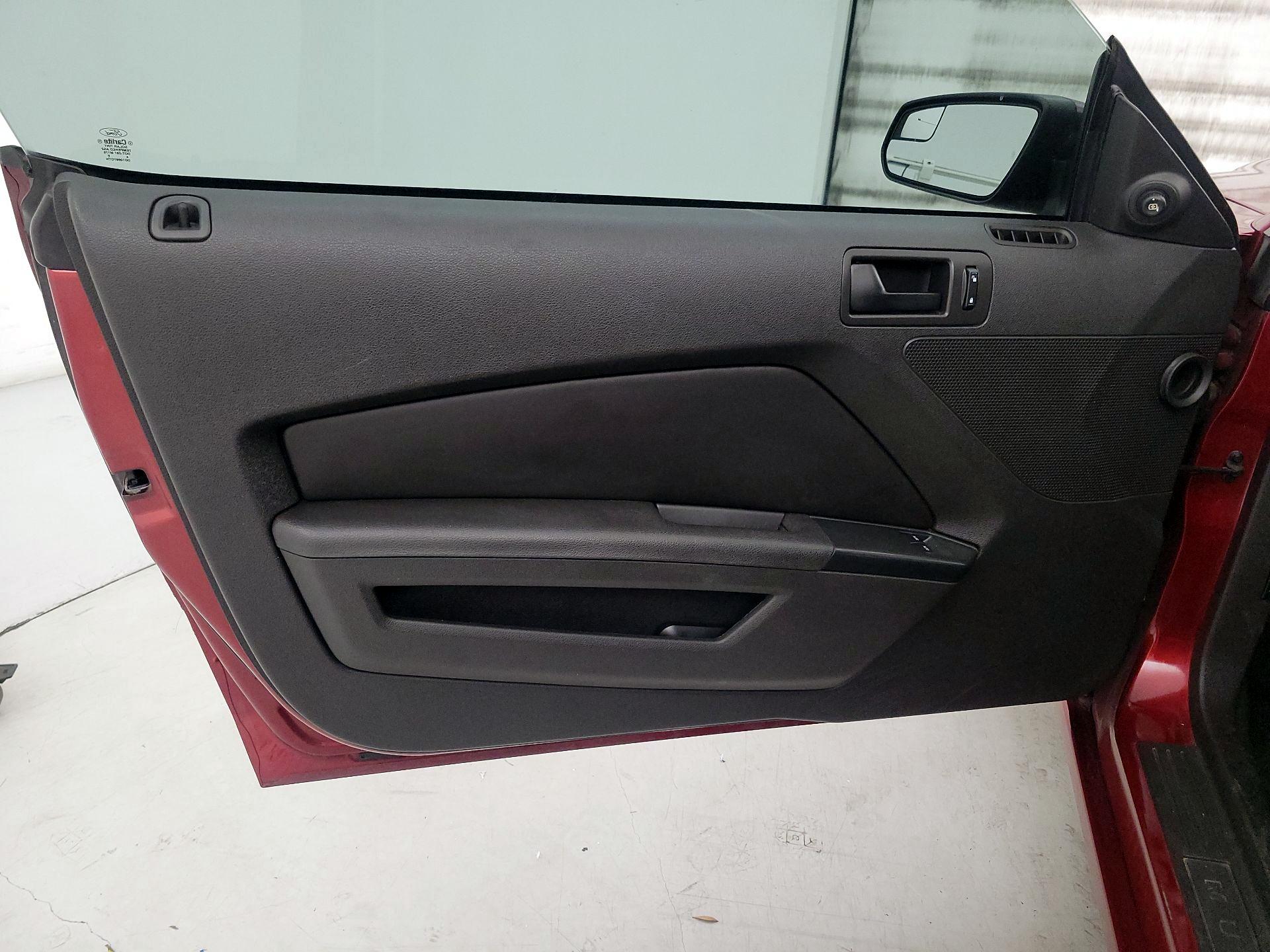 Thumbnail: 2014 Ford Mustang - 12