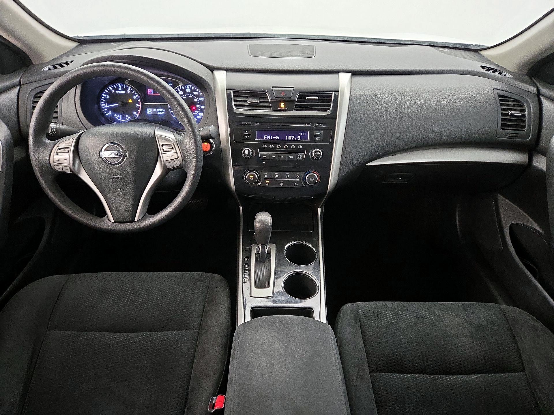 Thumbnail: 2014 Nissan Altima - 9