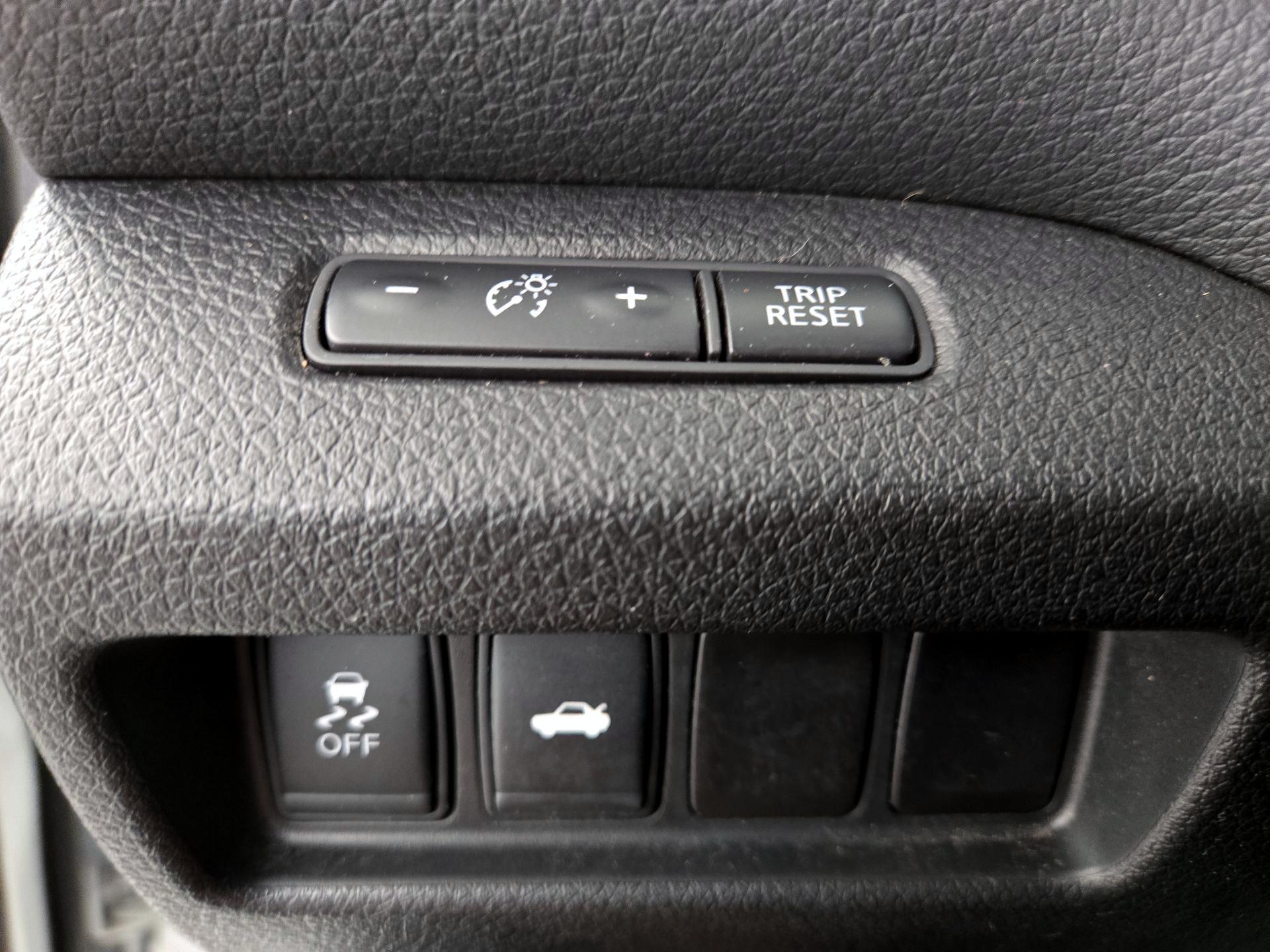 Thumbnail: 2014 Nissan Altima - 13