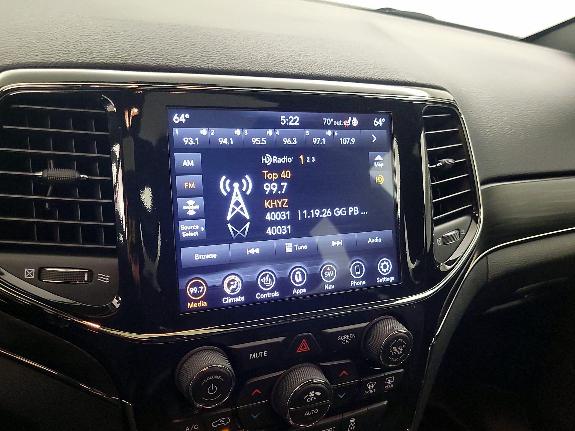 Thumbnail: 2021 Jeep Grand Cherokee - 16