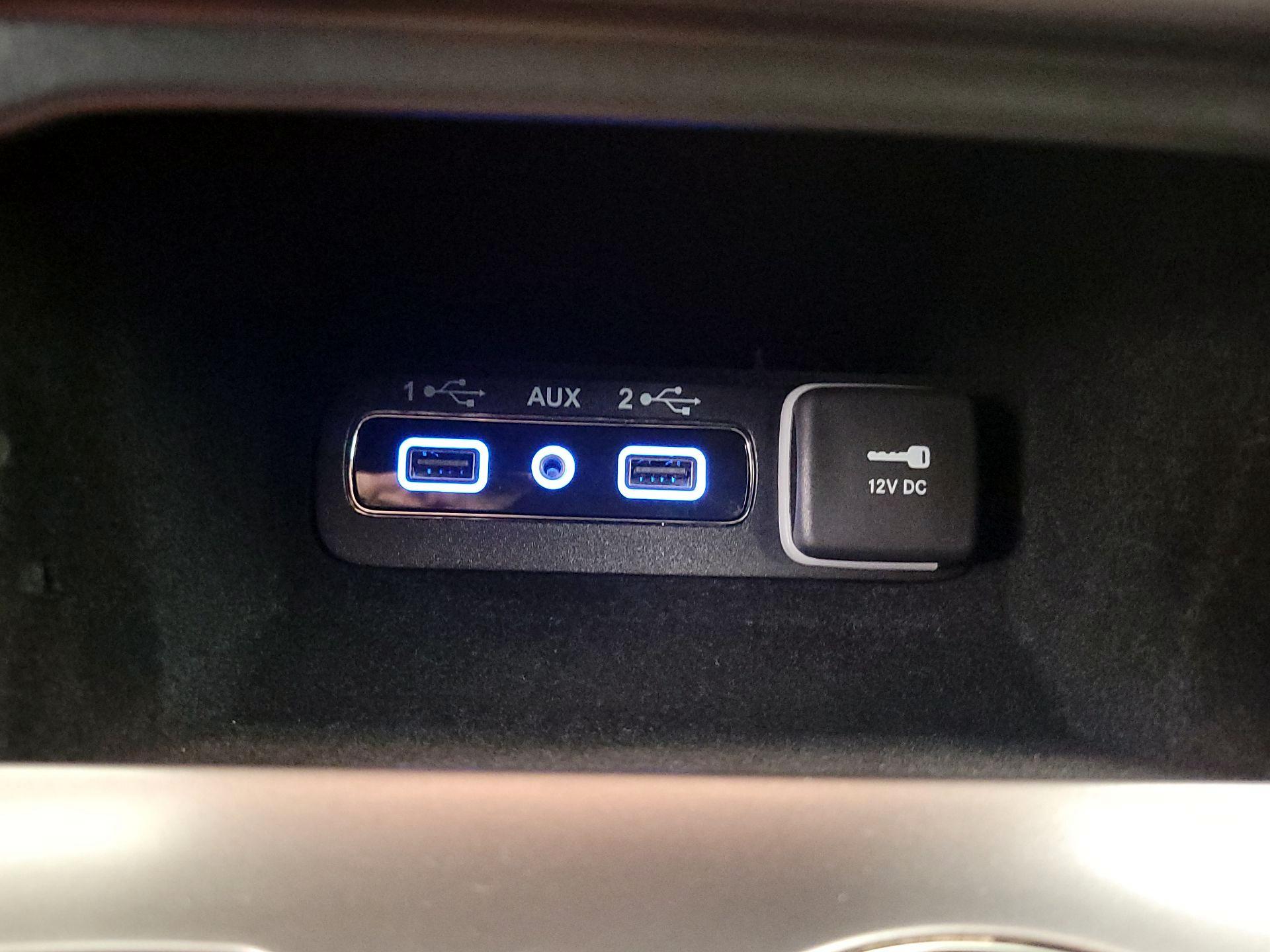 Thumbnail: 2021 Jeep Grand Cherokee - 19