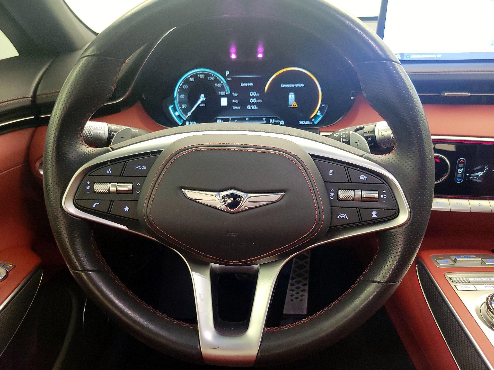 Thumbnail: 2023 Genesis GV70 - 10