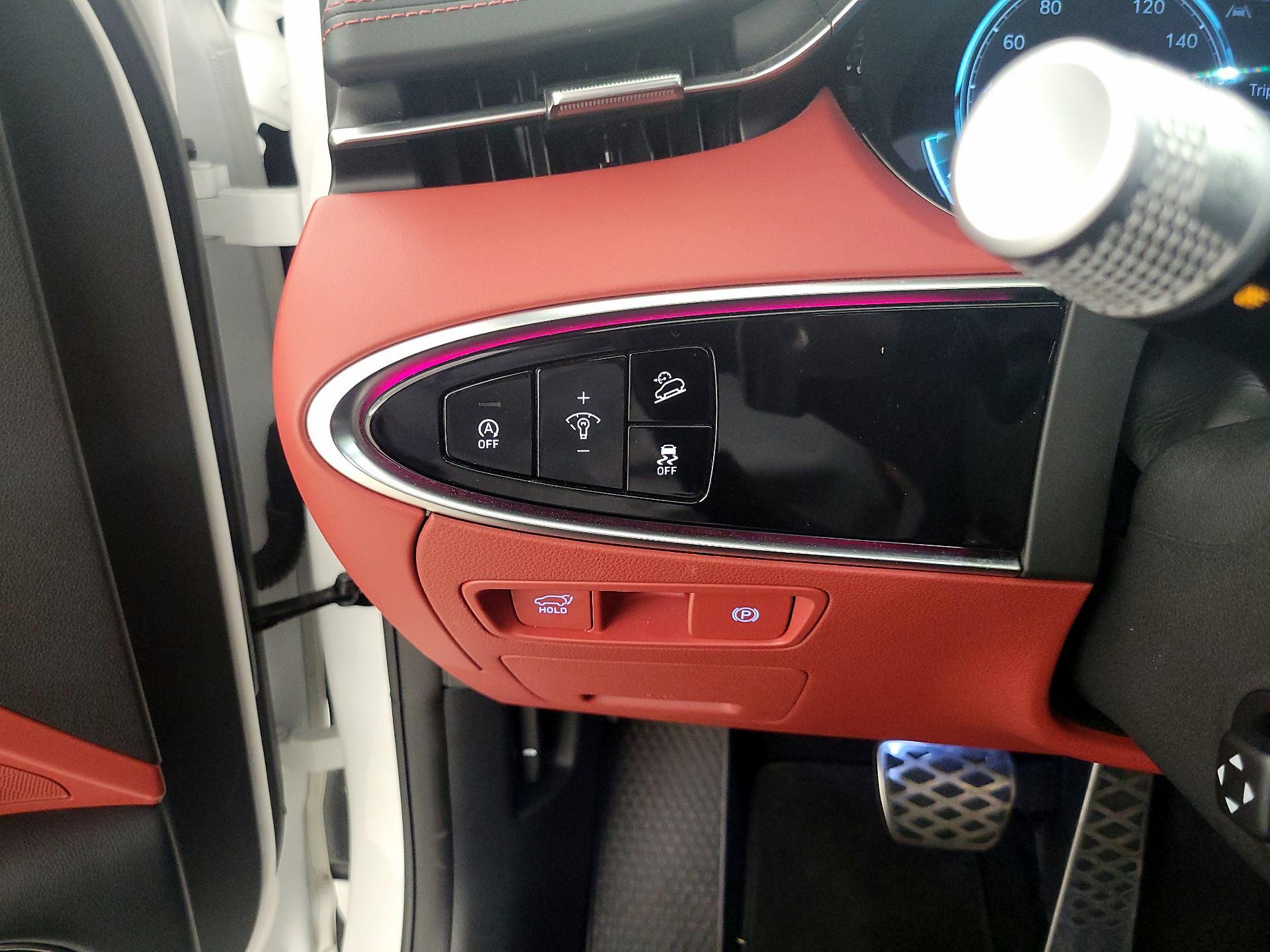 Thumbnail: 2023 Genesis GV70 - 13