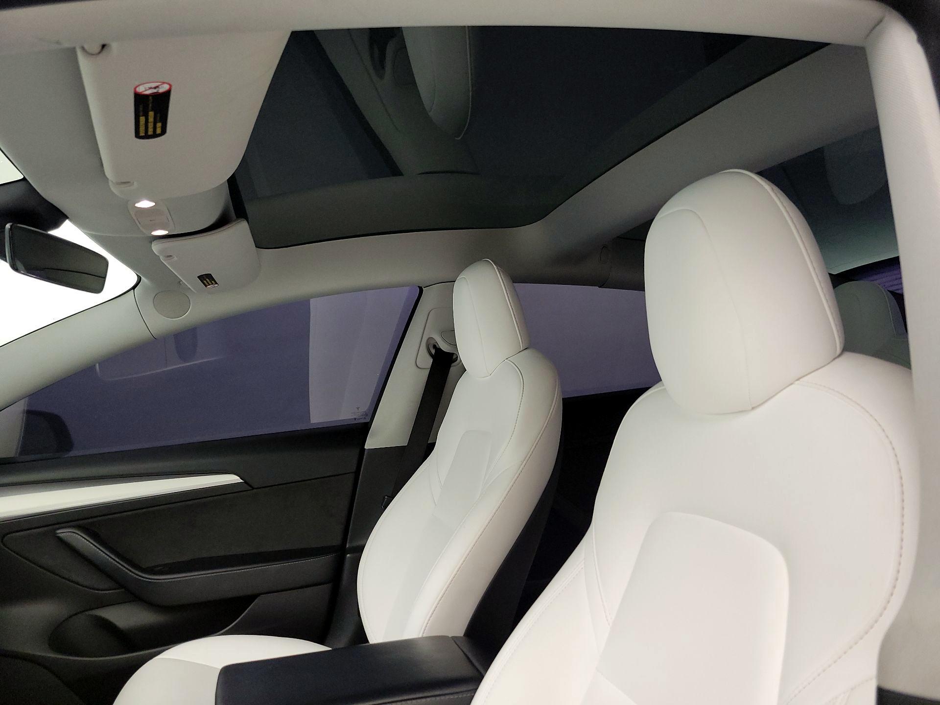 Thumbnail: 2021 Tesla Model 3 - 18