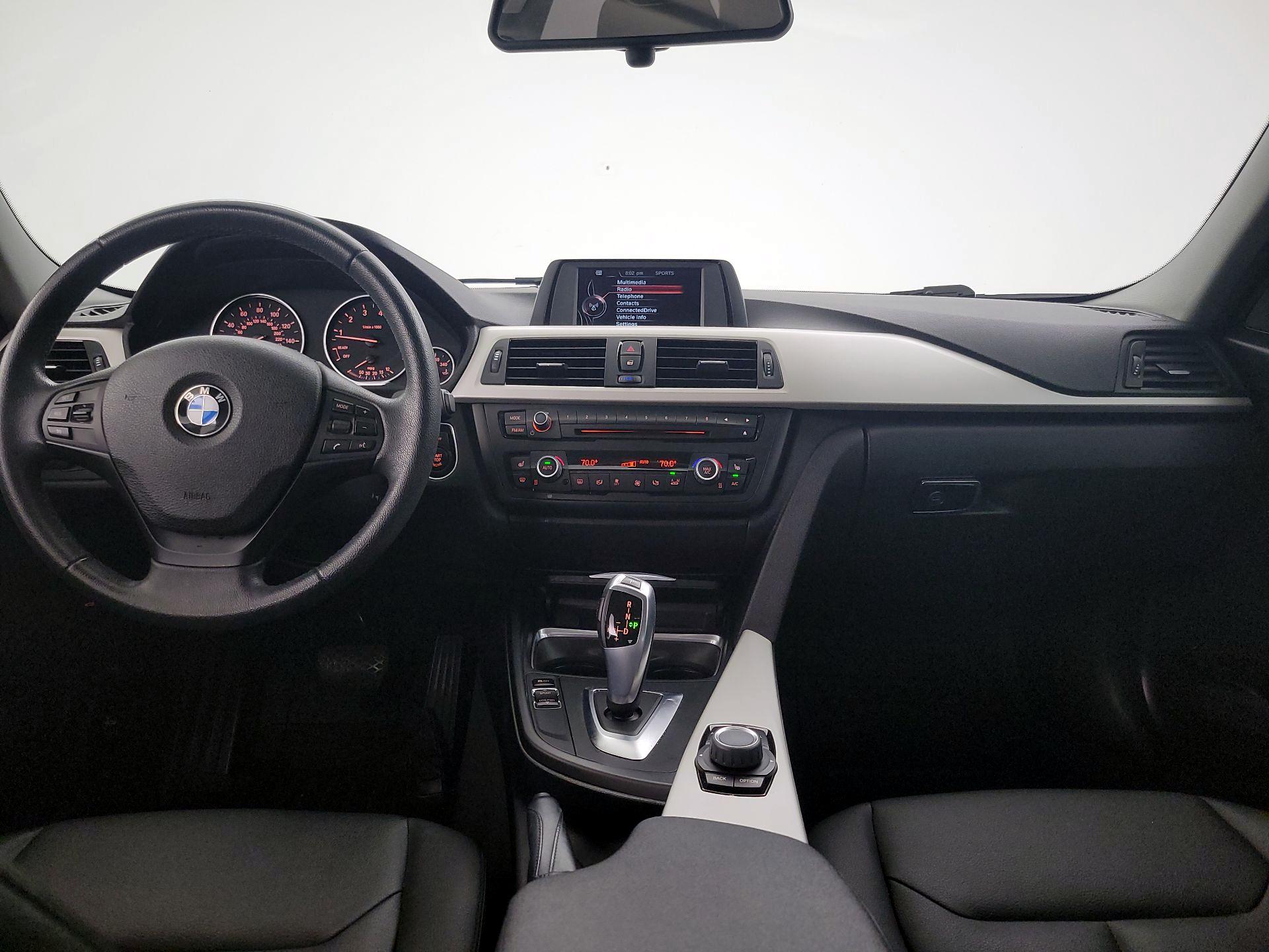 Thumbnail: 2015 BMW 3 Series - 9